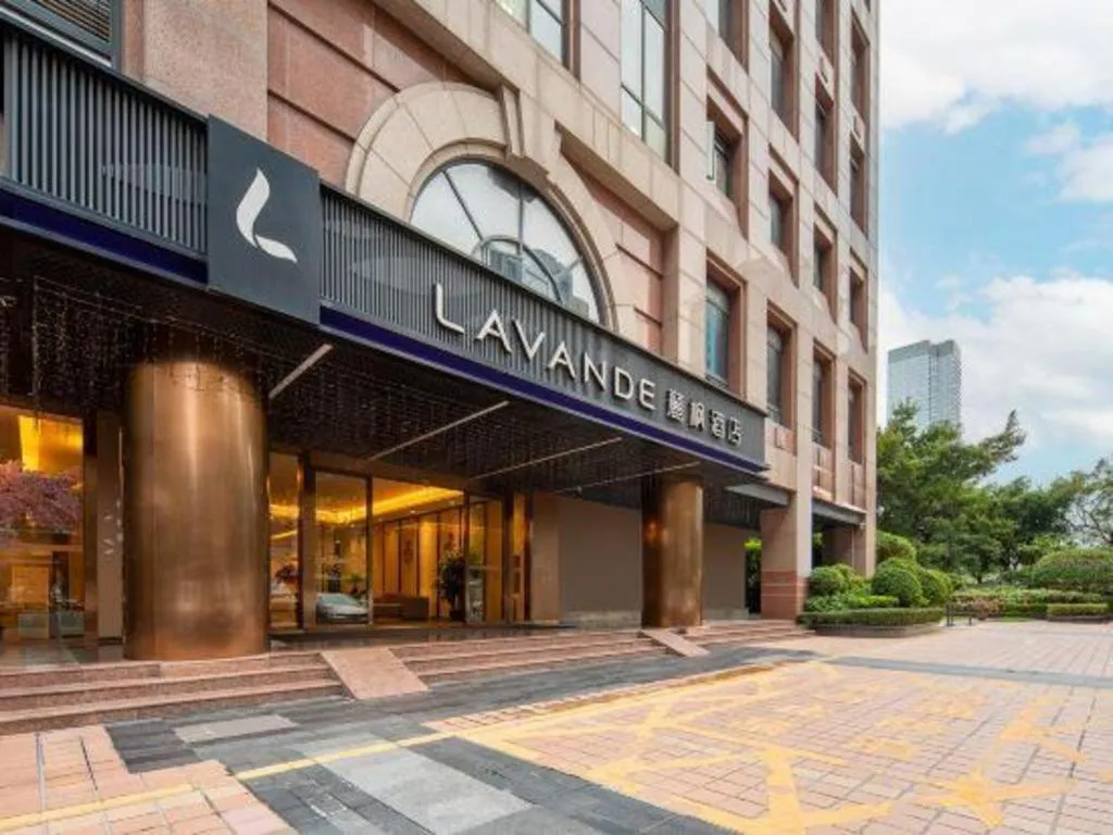 Lavande Hotel Shenzhen Dongmen Shuibeicuizhu Metro Station