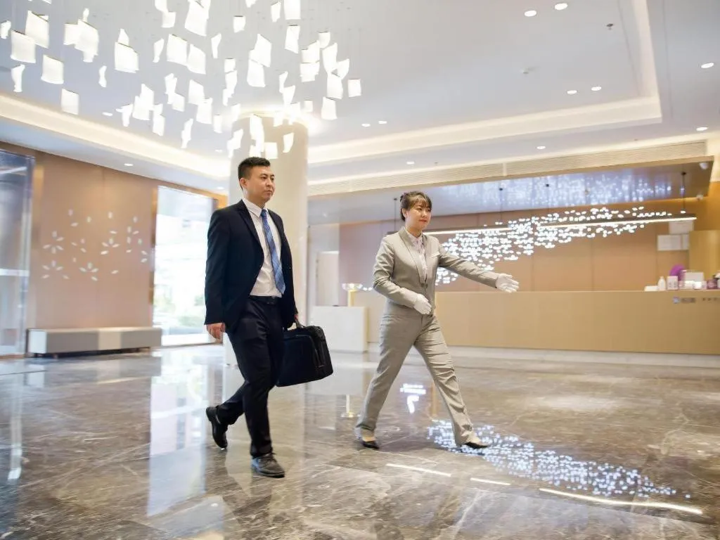 Lavande Hotel Shenzhen Dongmen Shuibeicuizhu Metro Station