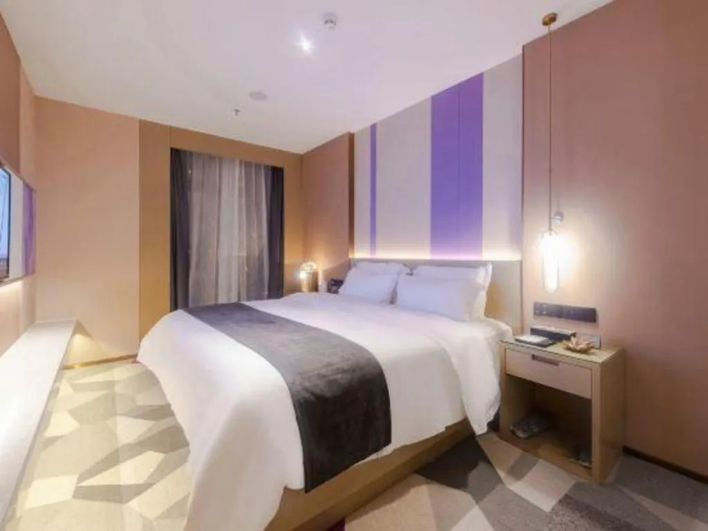 Bed in Lavande Hotel Shenzhen Dongmen Shuibeicuizhu Metro Station