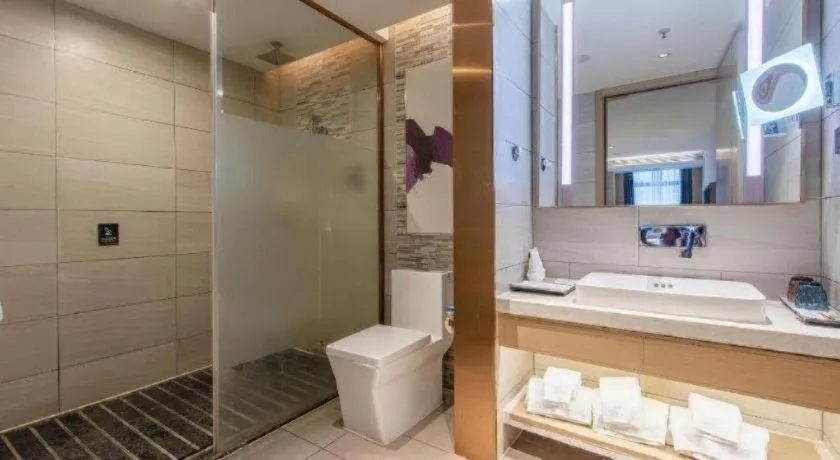 Lavande Hotel Shenzhen Dongmen Shuibeicuizhu Metro Station