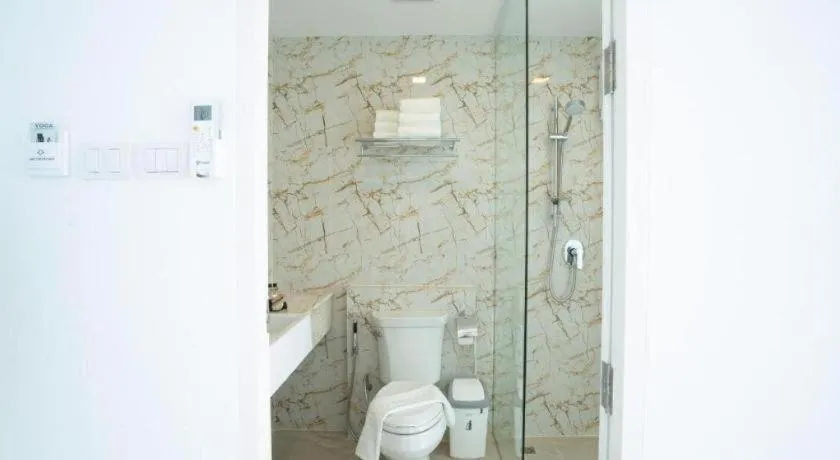 B2 Phuket Premier Hotel