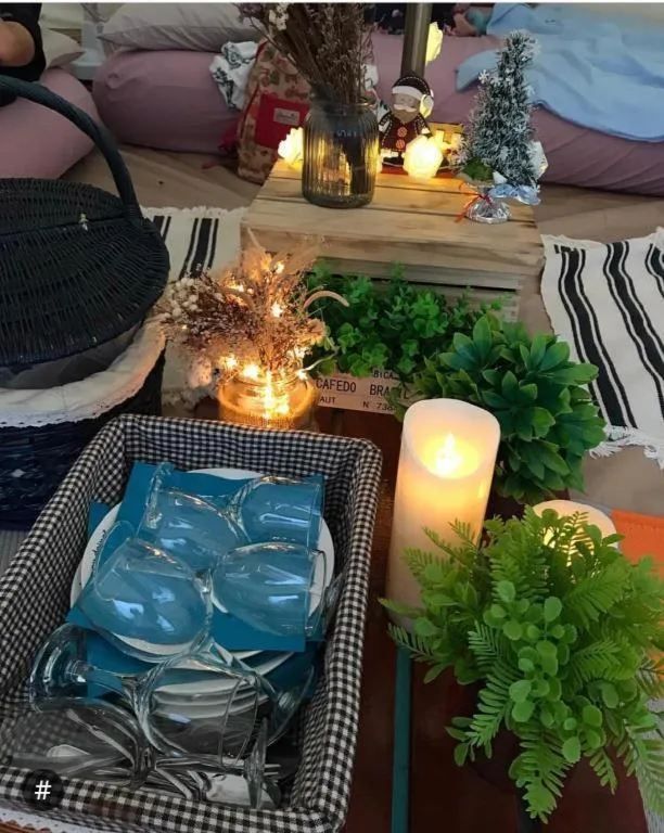 Glamping kaki singapore-Standard medium bell tent