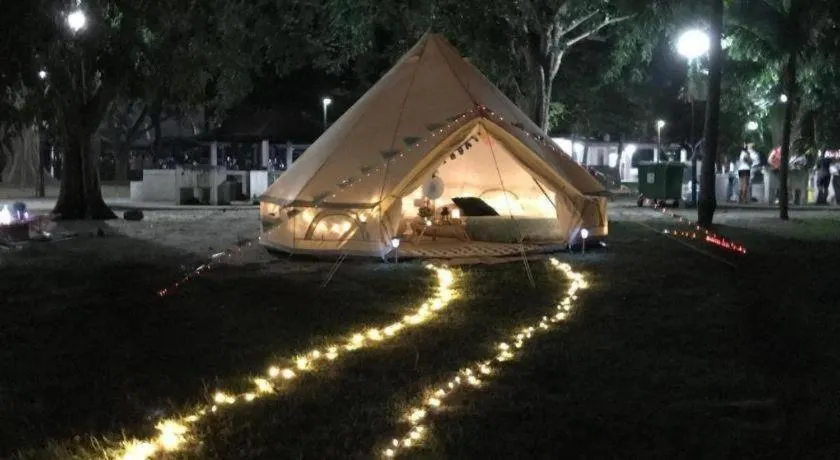 Glamping kaki singapore-Standard medium bell tent