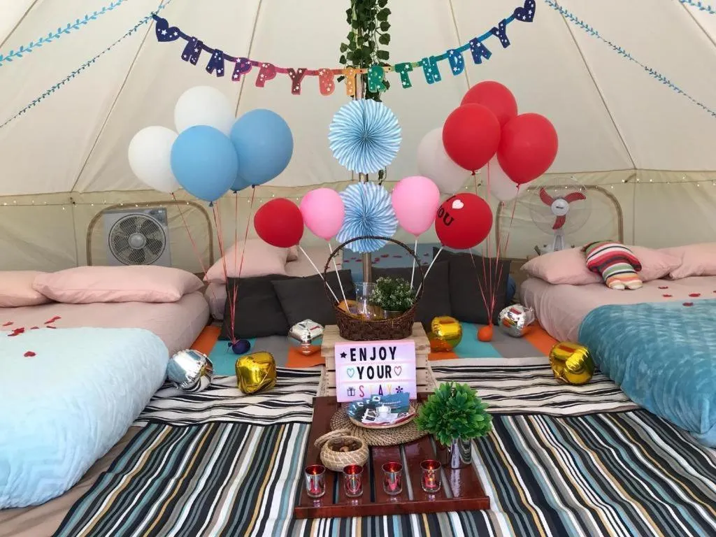 Bed in Glamping kaki singapore-Standard medium bell tent