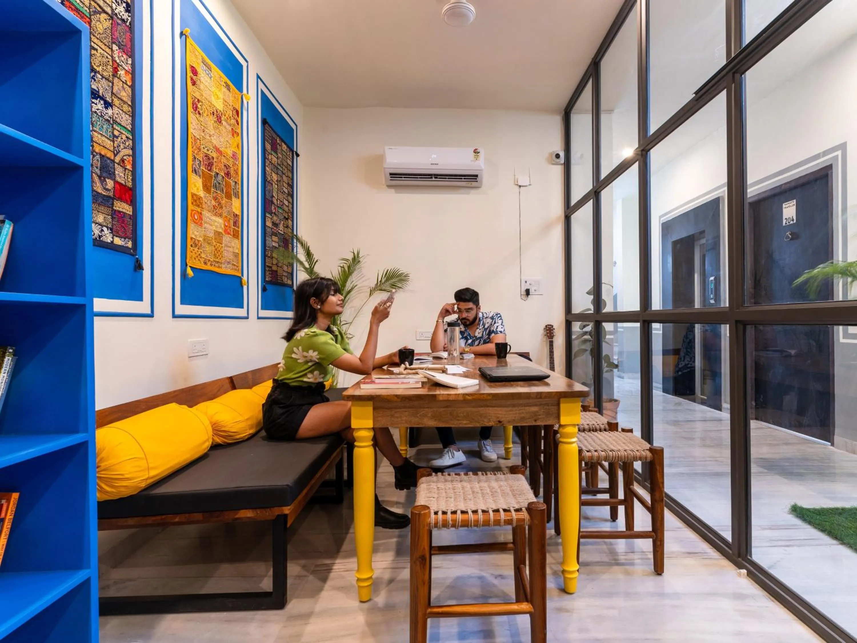 Library in The Hosteller Jodhpur
