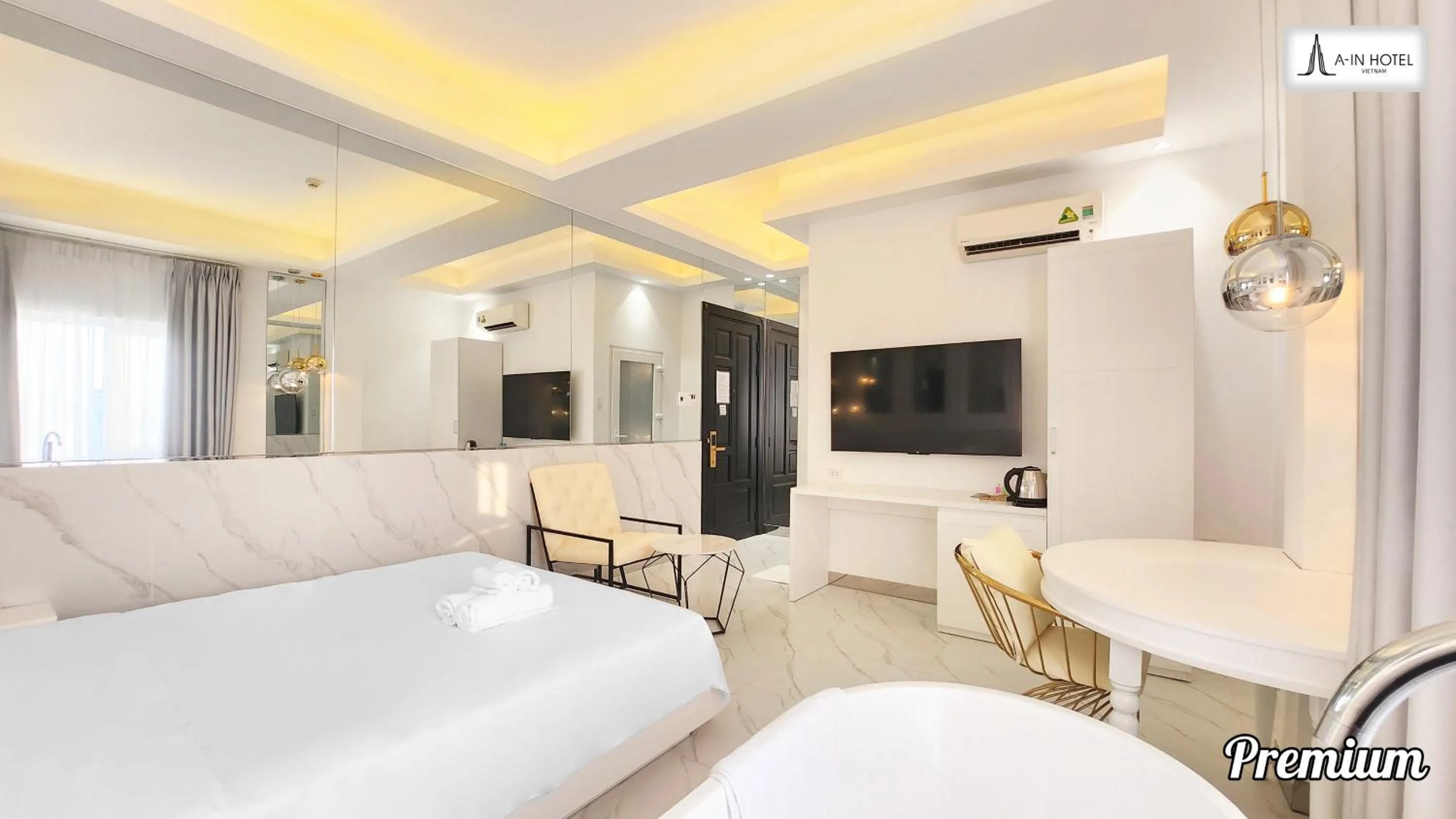 Bedroom, Bed in A In Hotel Atistar