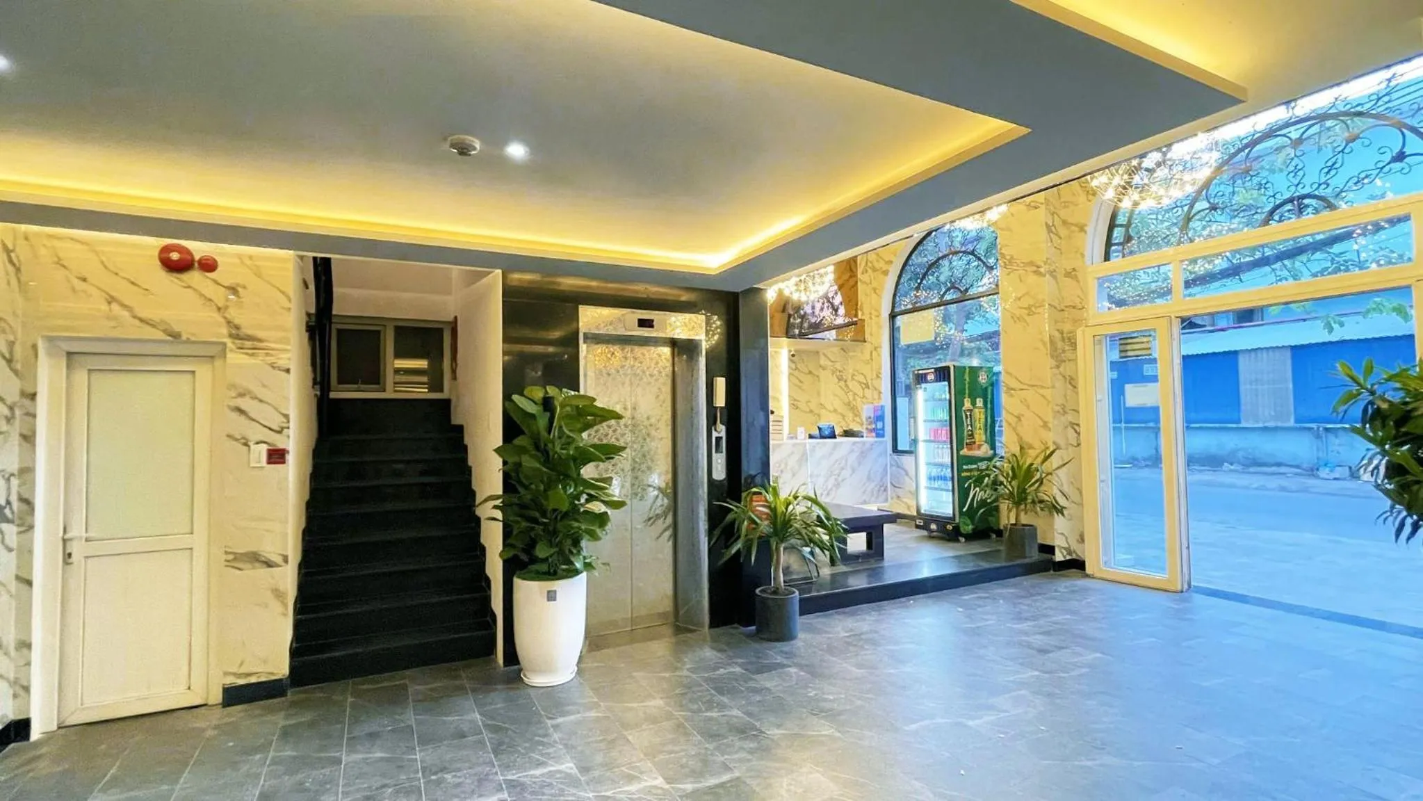 Facade/entrance in A In Hotel Atistar