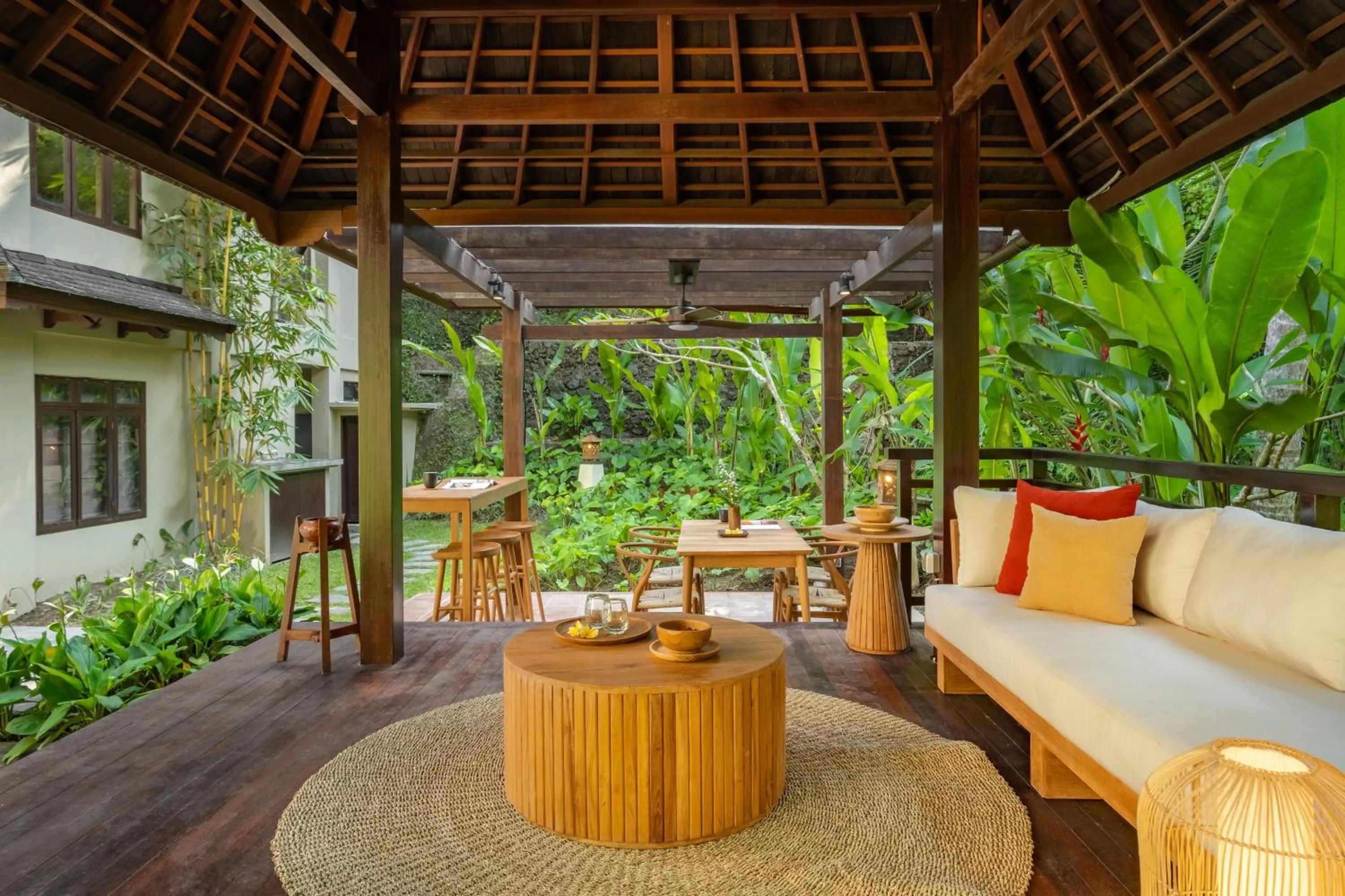 Balcony/Terrace in Semana Residences by Cove