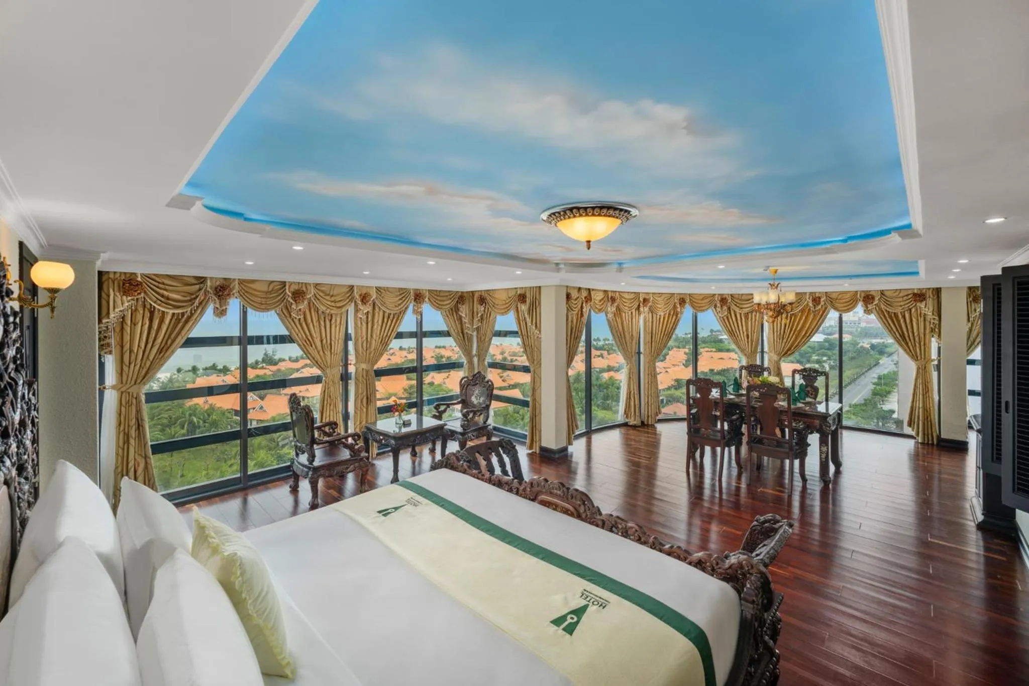 Bed in V-Hotel Da Nang Beach