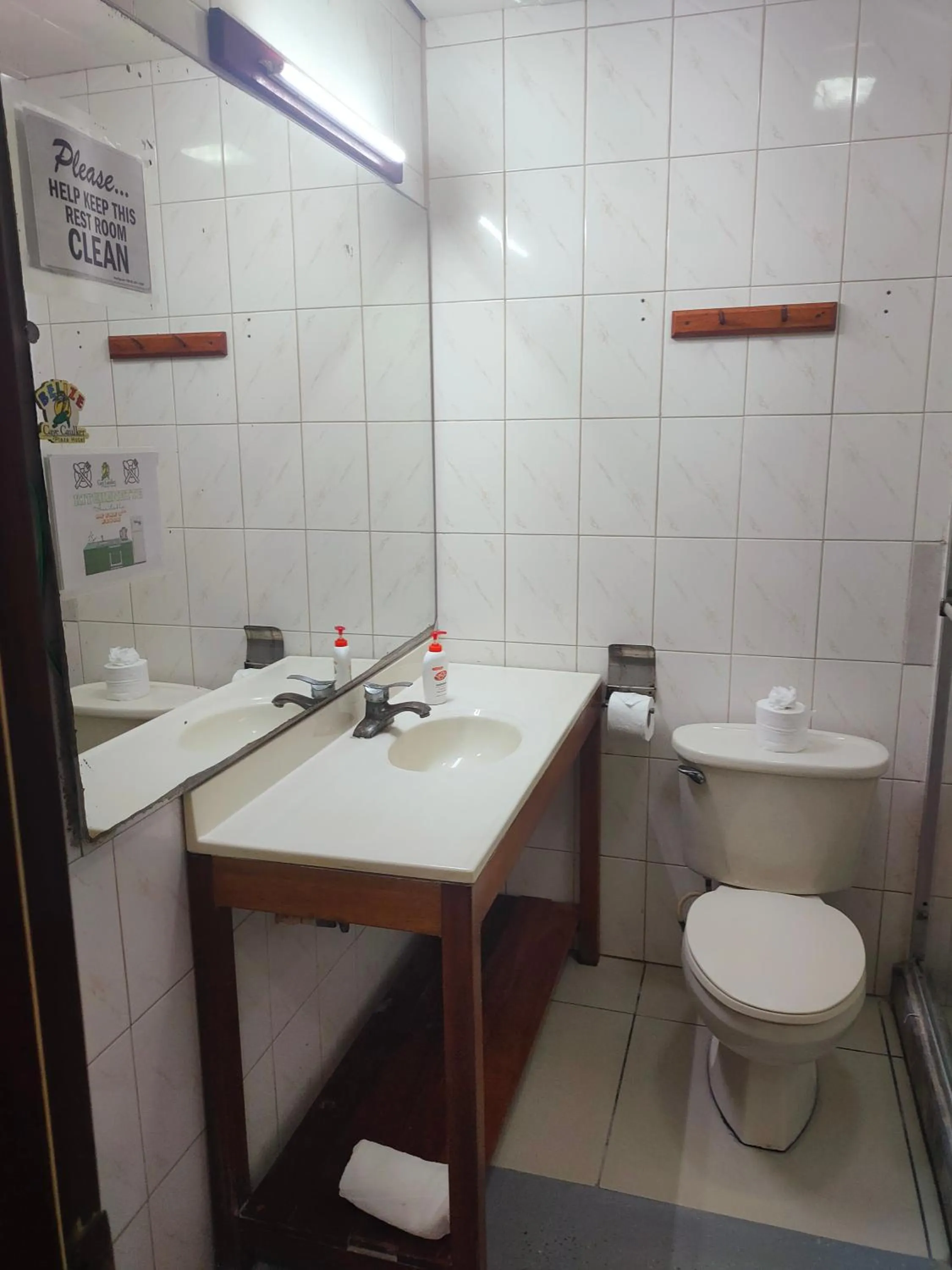 Bathroom in Caye Caulker Plaza Hotel