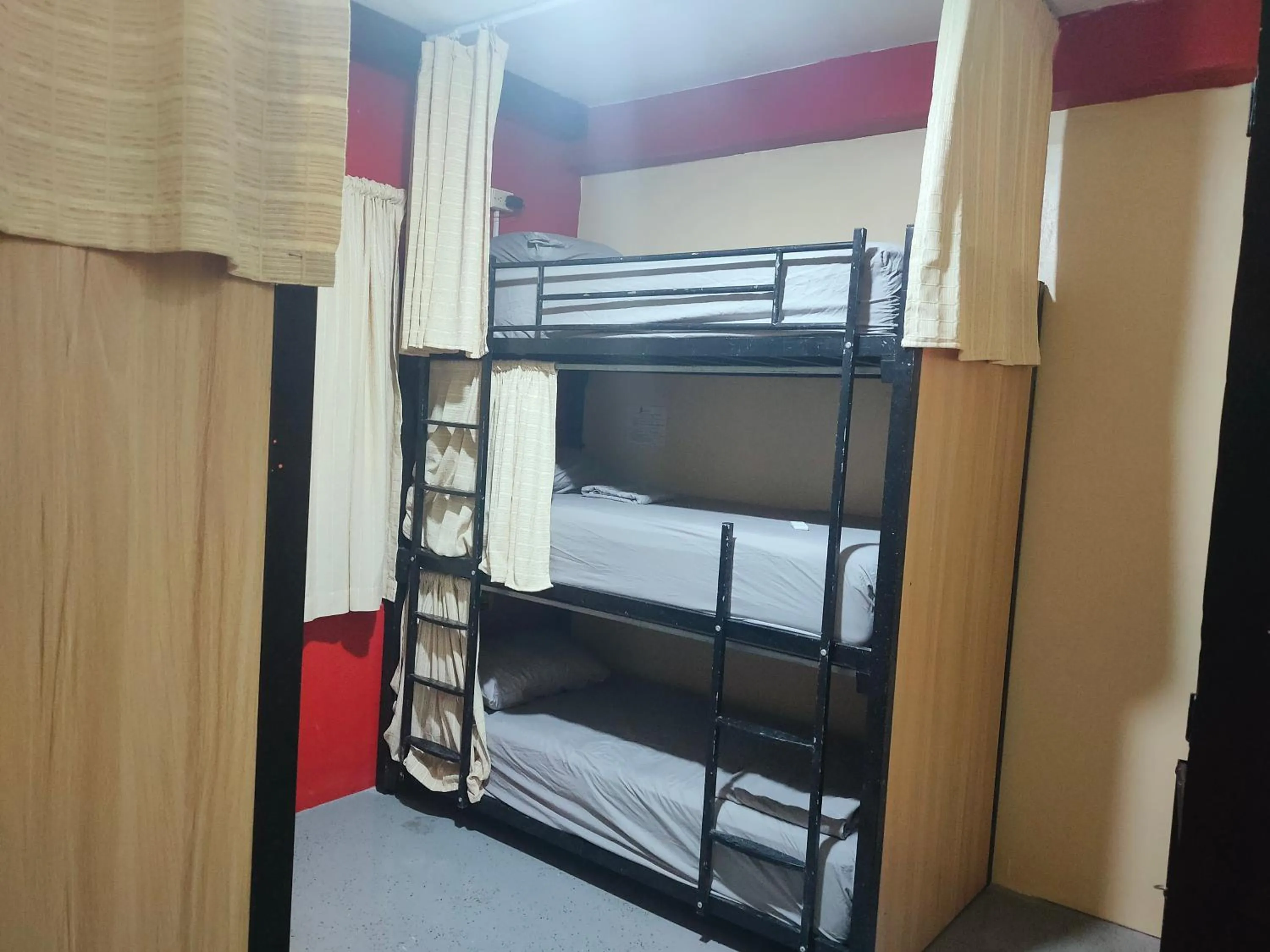 bunk bed, Bed in Caye Caulker Plaza Hotel