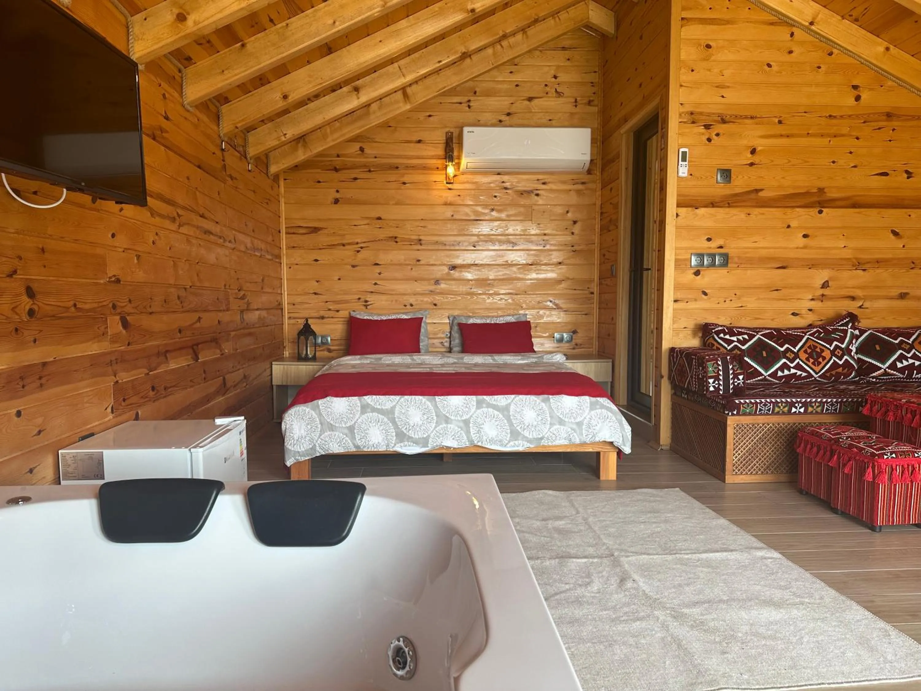 Photo of the whole room, Bed in PUGARi HOTEL