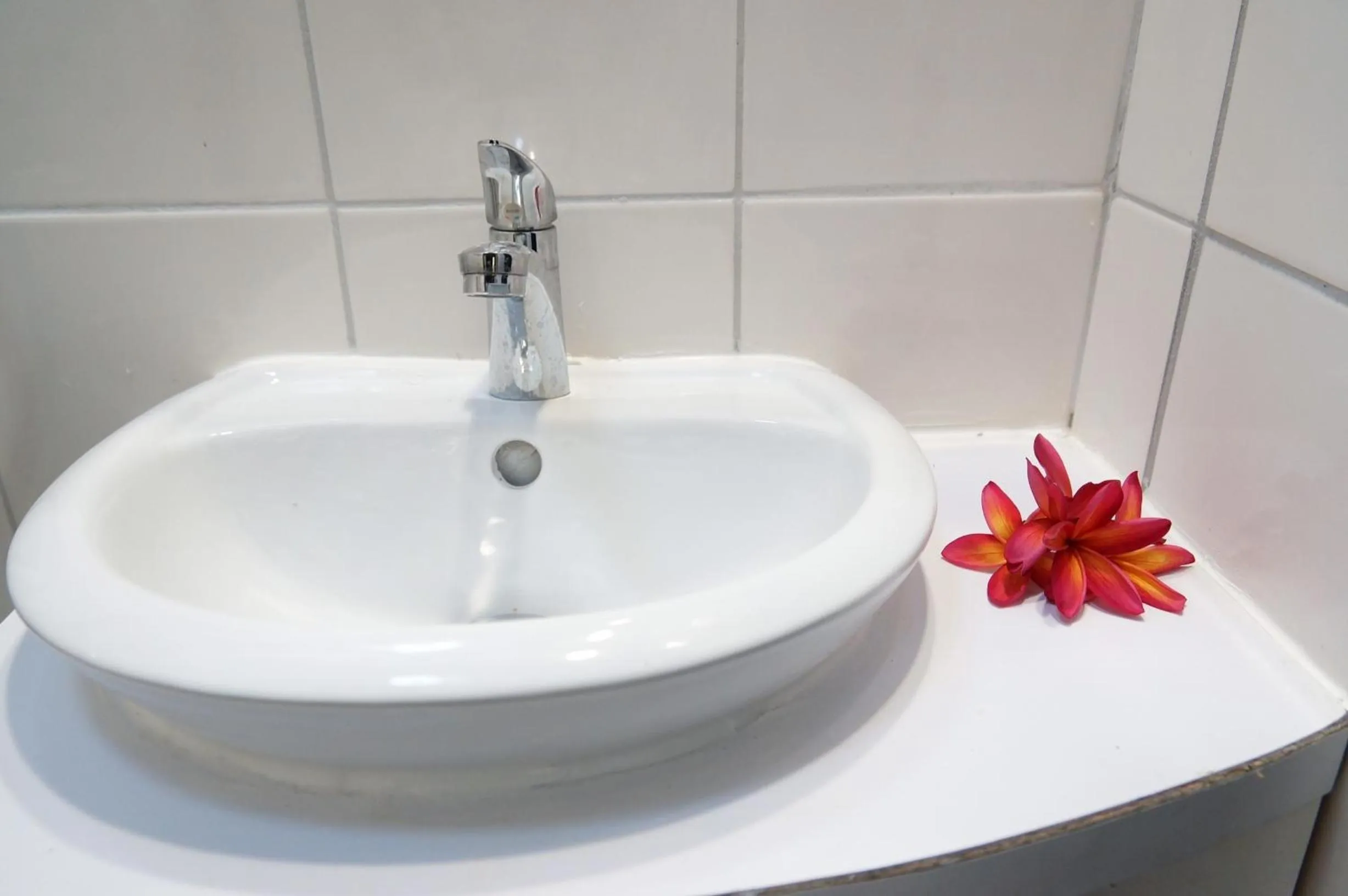 Bathroom in Moatoga Hotel