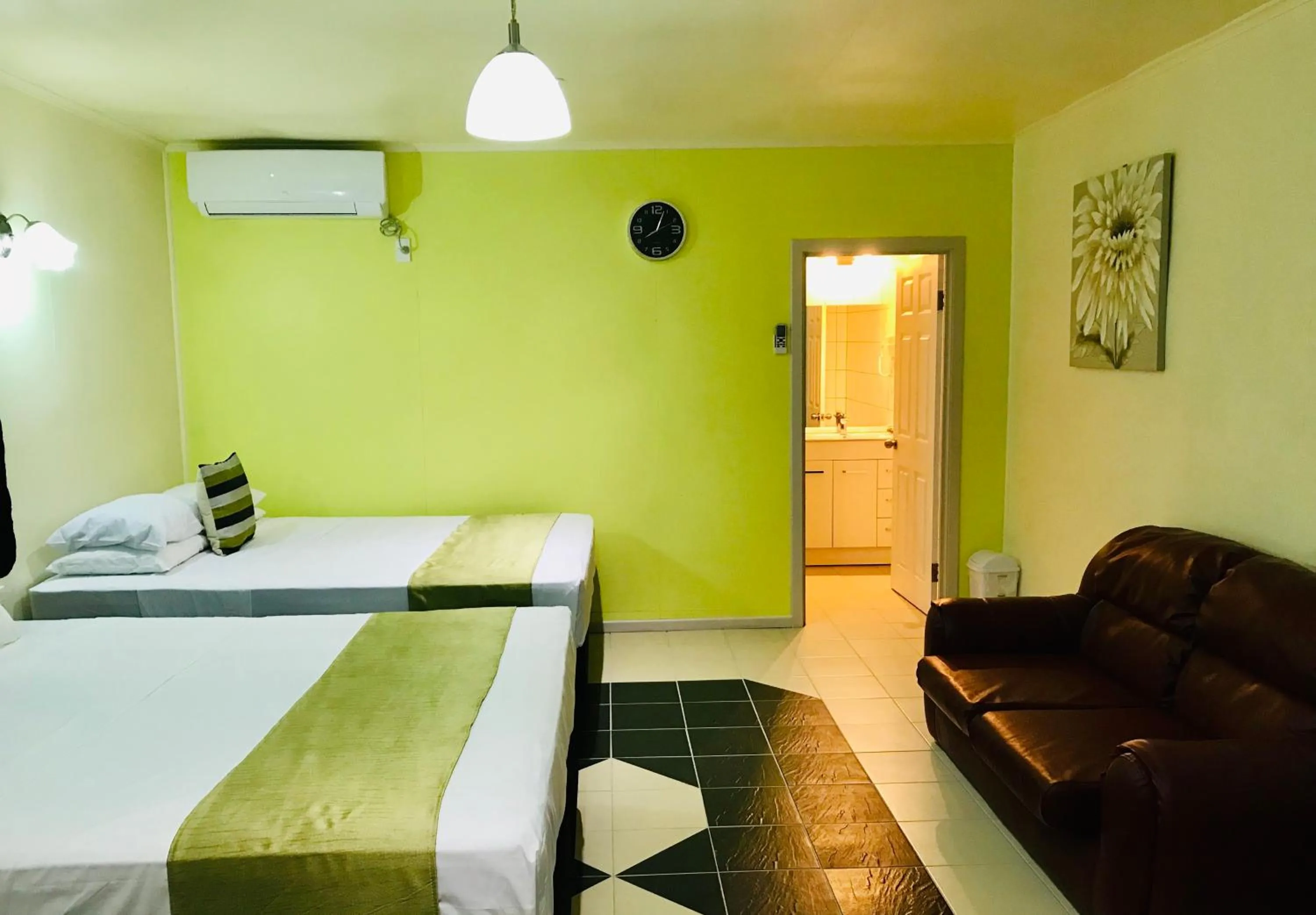 Bed in Moatoga Hotel