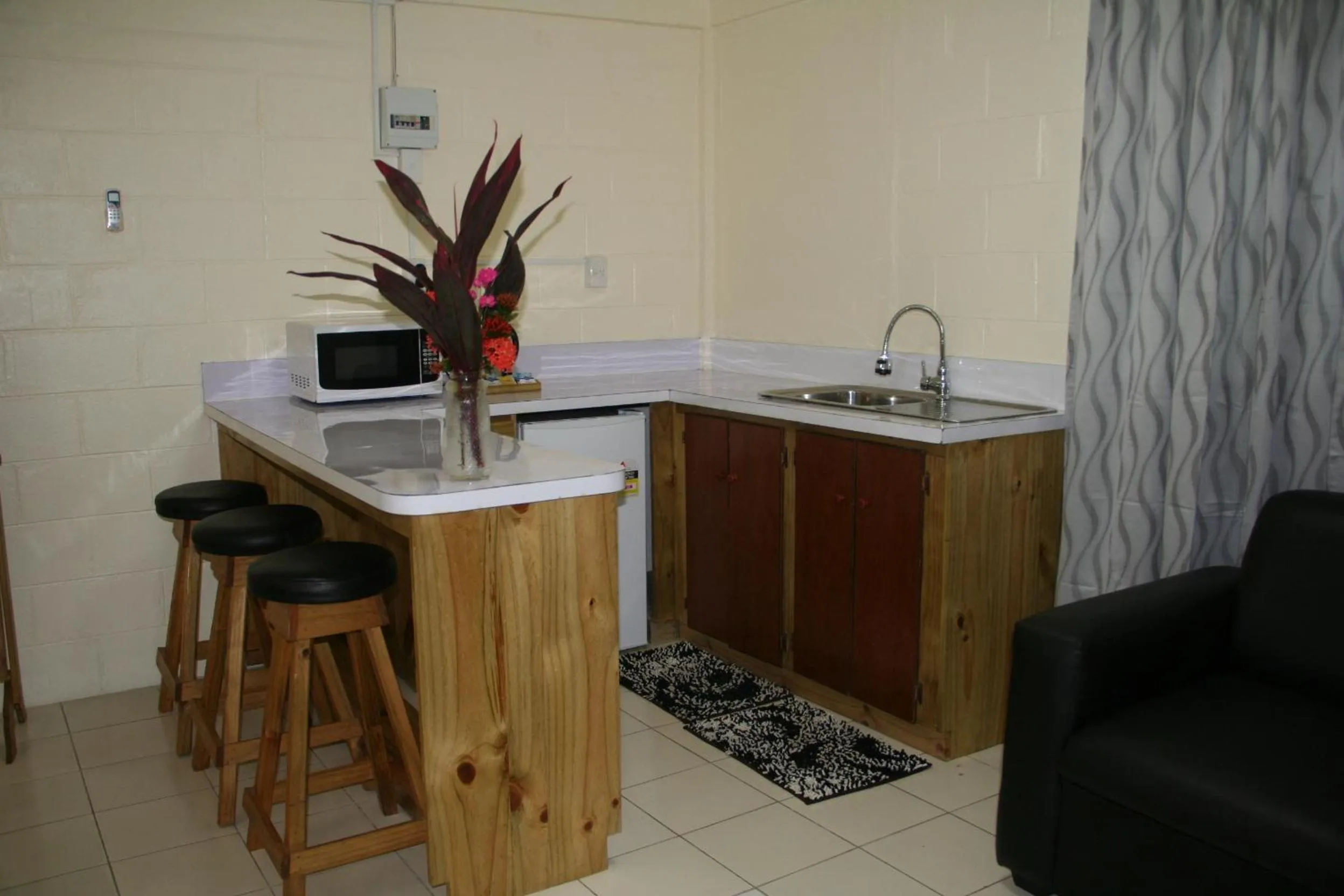 Kitchen or kitchenette in Moatoga Hotel
