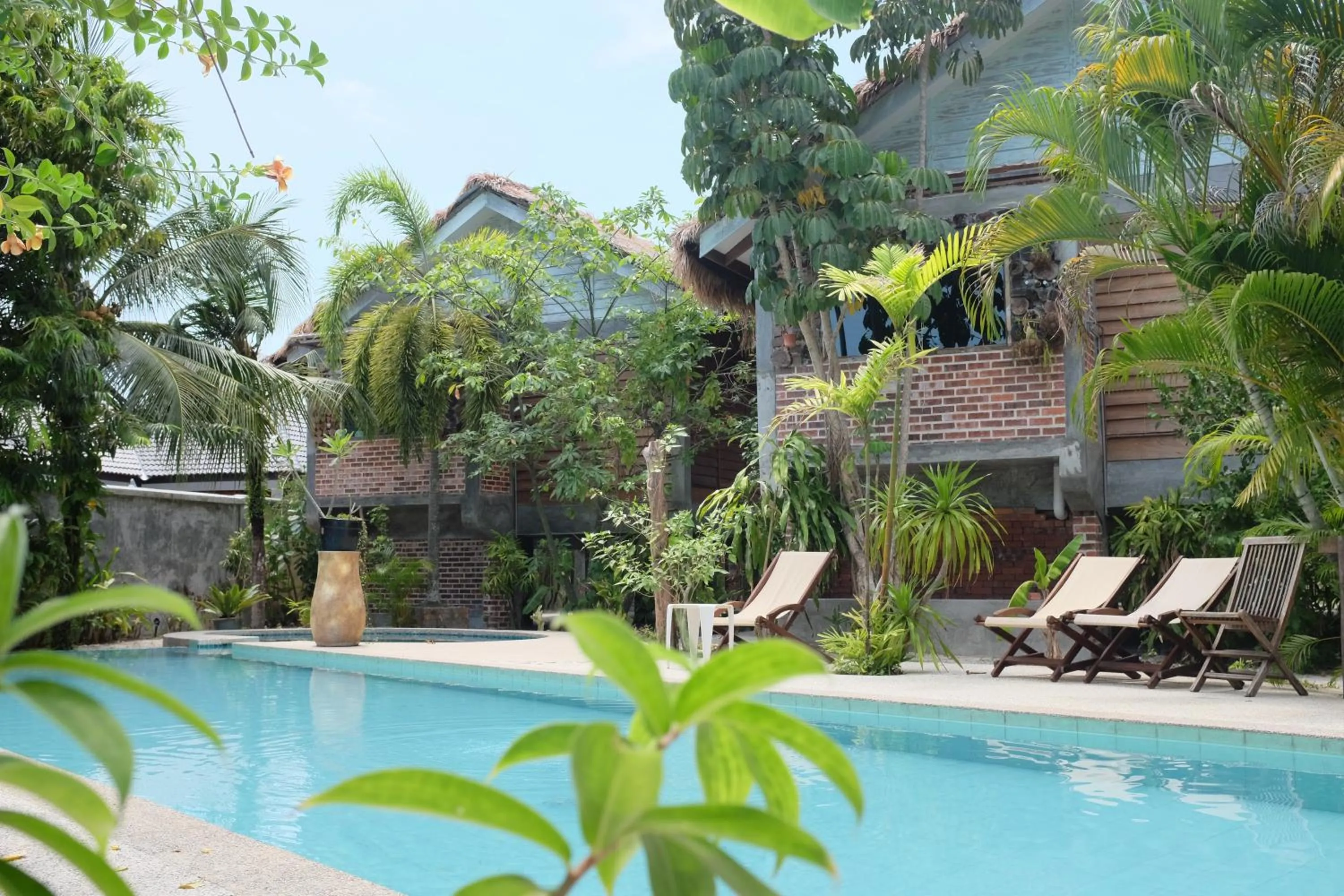 Garden view in Panji Panji Tropical Wooden Home