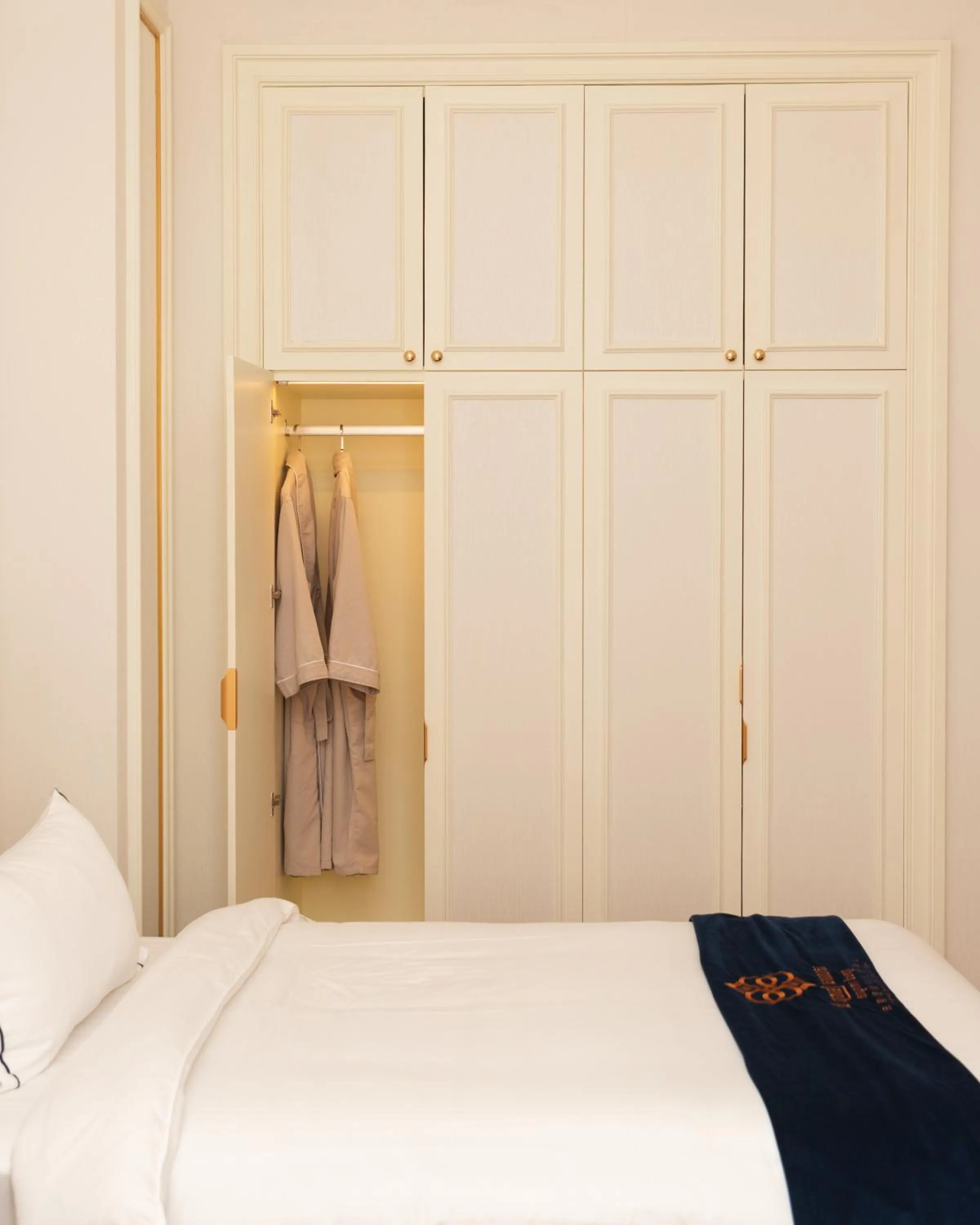 Bed in THE PREMIER PALACE HOTEL AND SPA