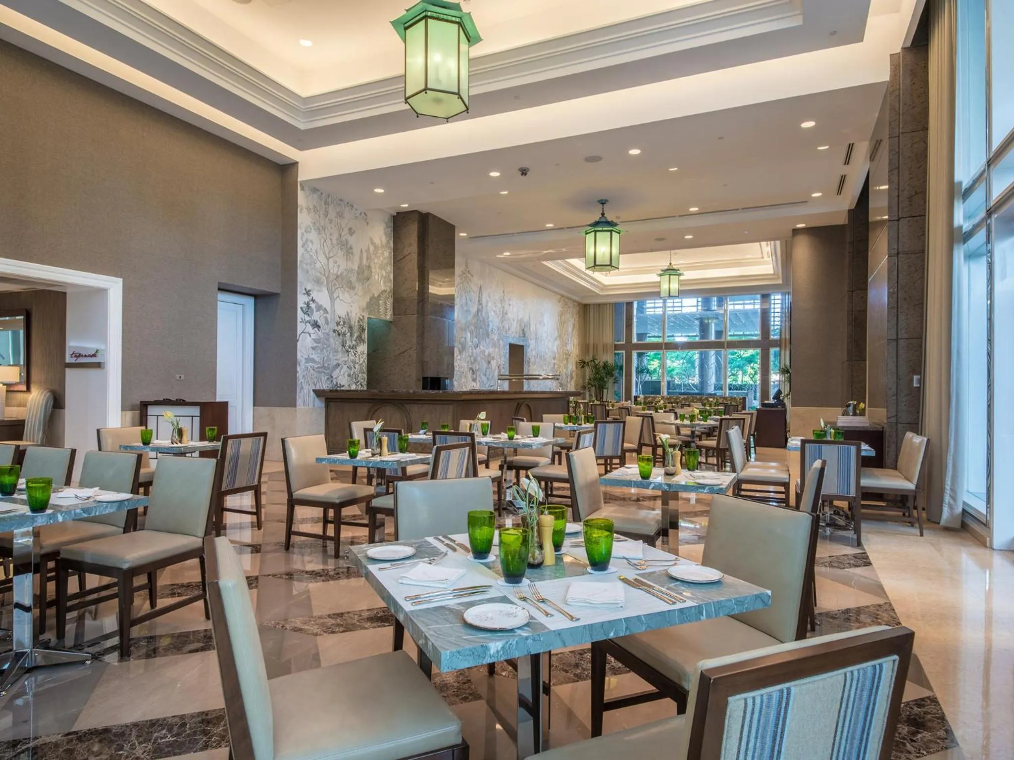 Restaurant/places to eat in Discovery Primea