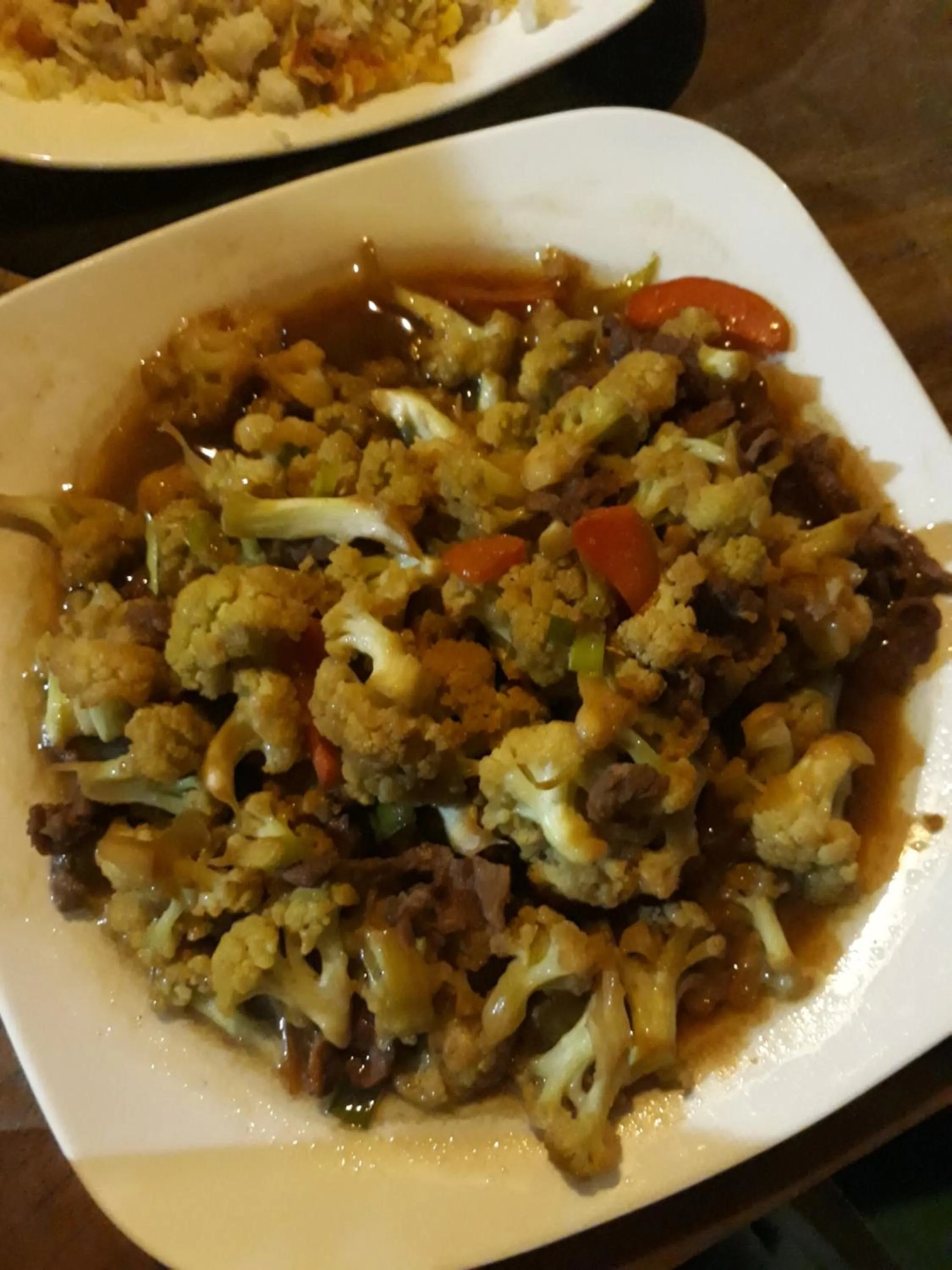 Restaurant/places to eat in Traveller's Home Hotel