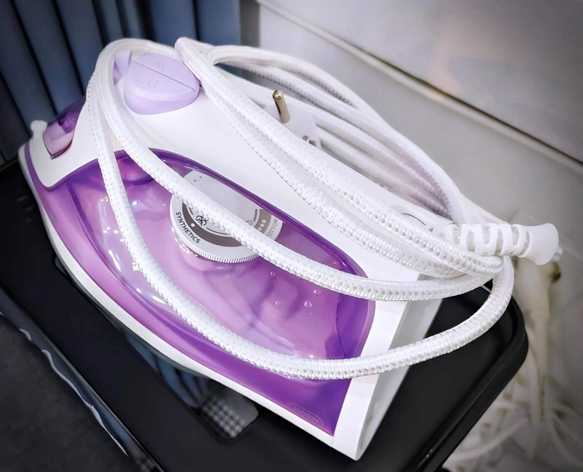 flat iron in Bluebird Hotel