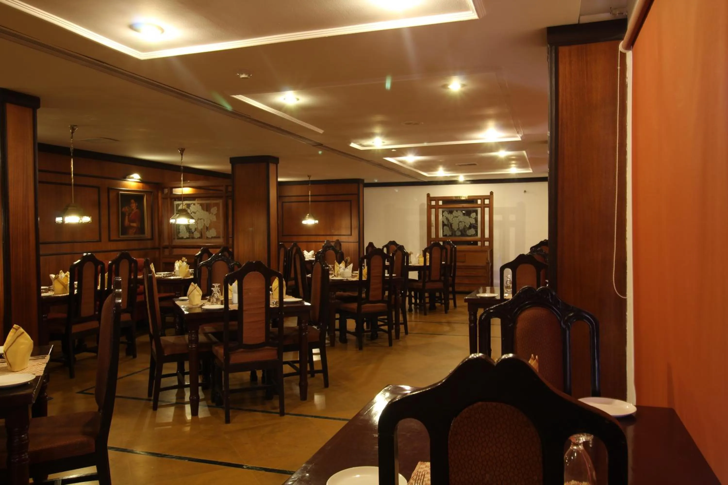 Restaurant/places to eat in Sopanam Heritage