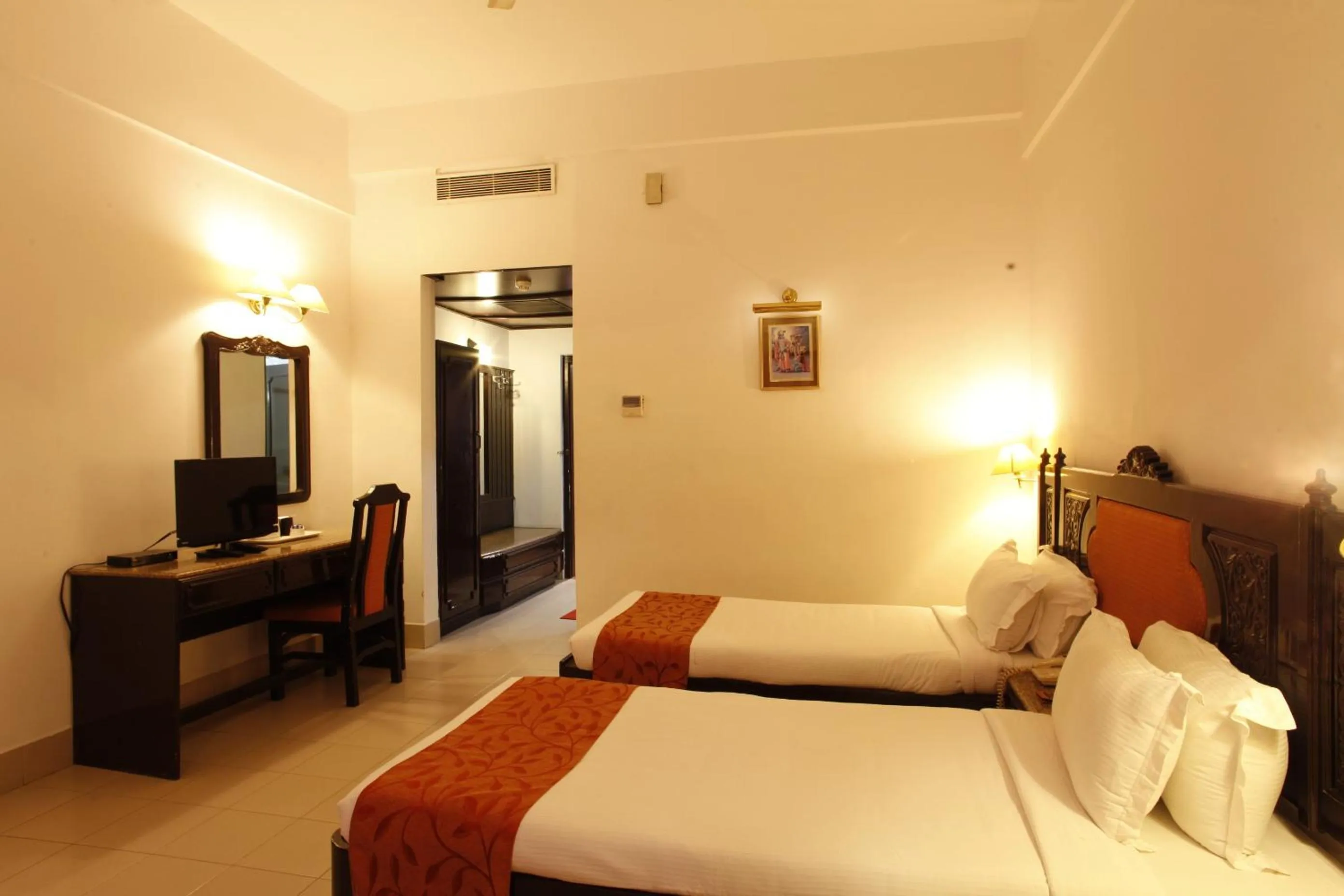 Bedroom, Bed in Sopanam Heritage