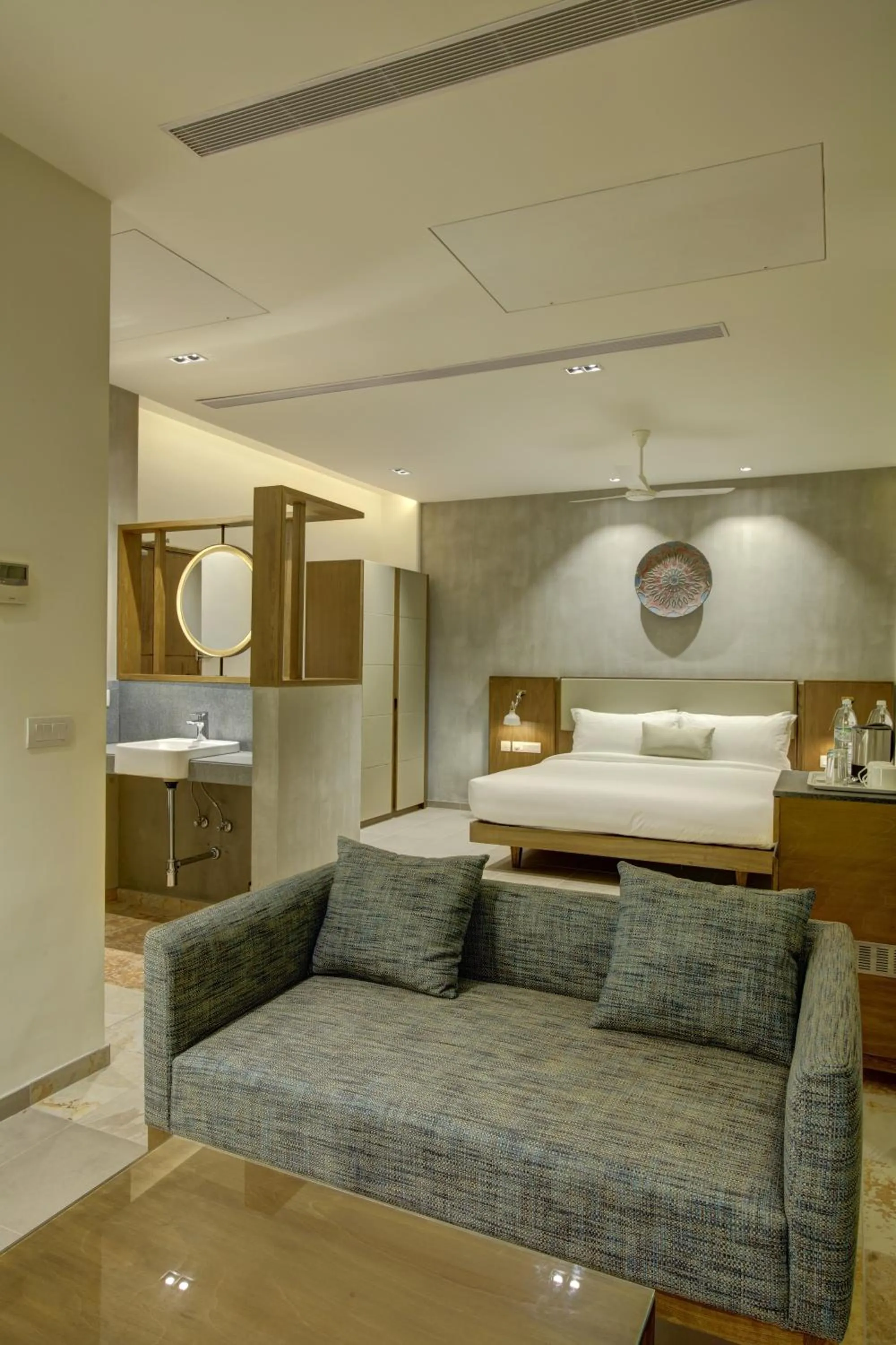 Seating area, Bed in Sopanam Heritage