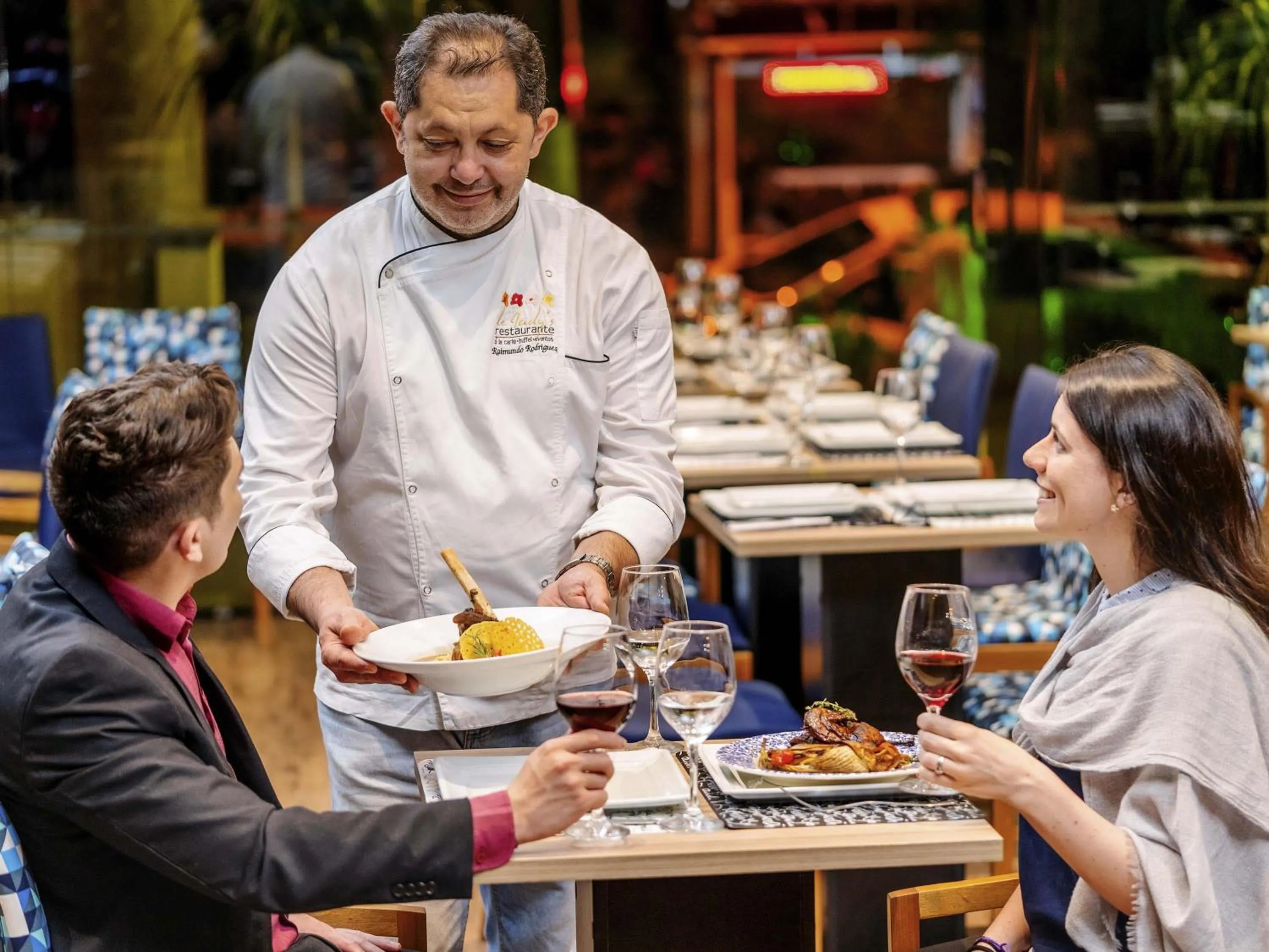 Restaurant/places to eat in Mercure Sao Paulo Moema