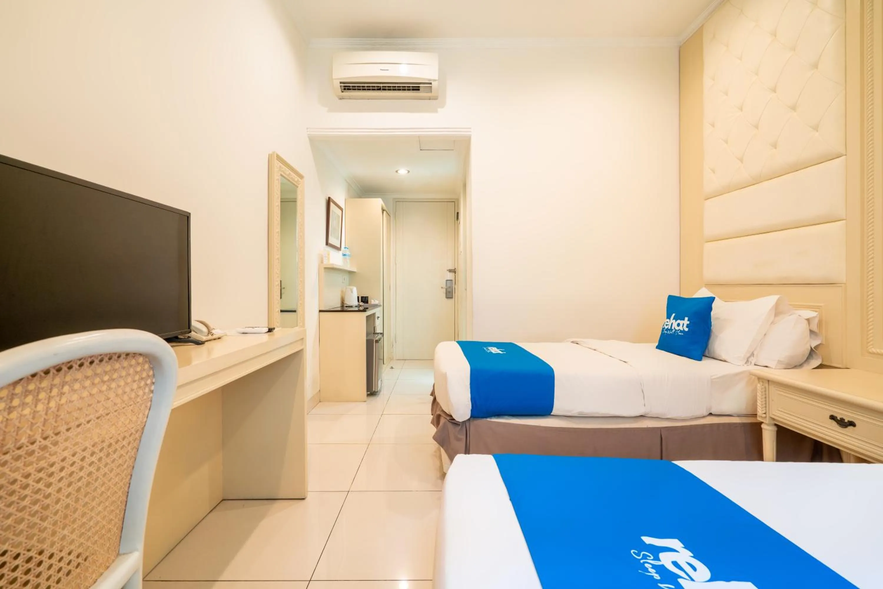 Bedroom, Bed in Rehat at Ottenville Boutique Hotel