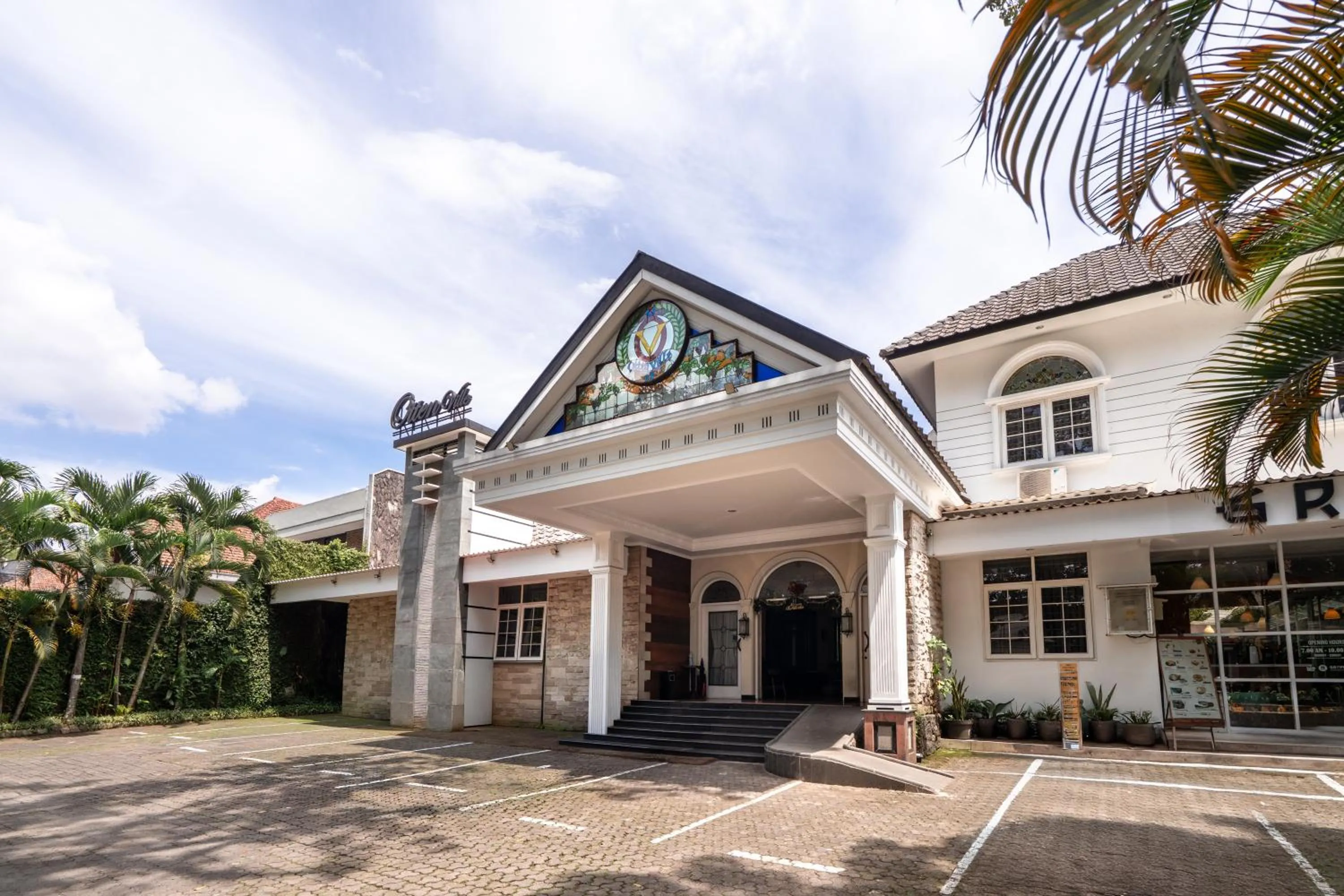 Facade/entrance in Rehat at Ottenville Boutique Hotel