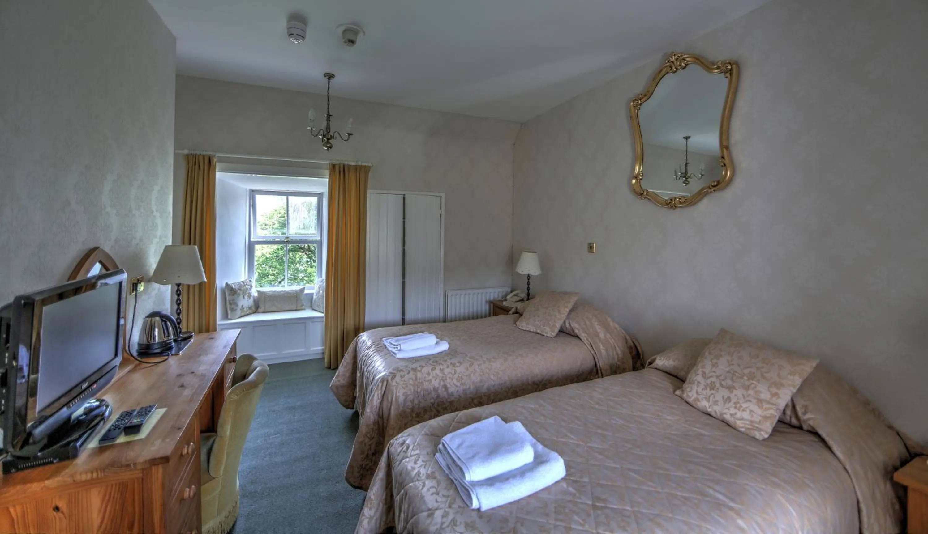 Decorative detail, Bed in Busta House Hotel