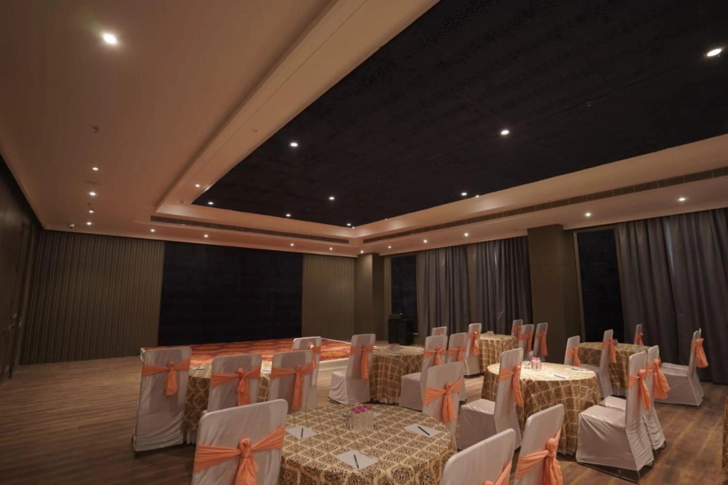 Banquet/Function facilities in Classic Sapphire Ananta Bundi