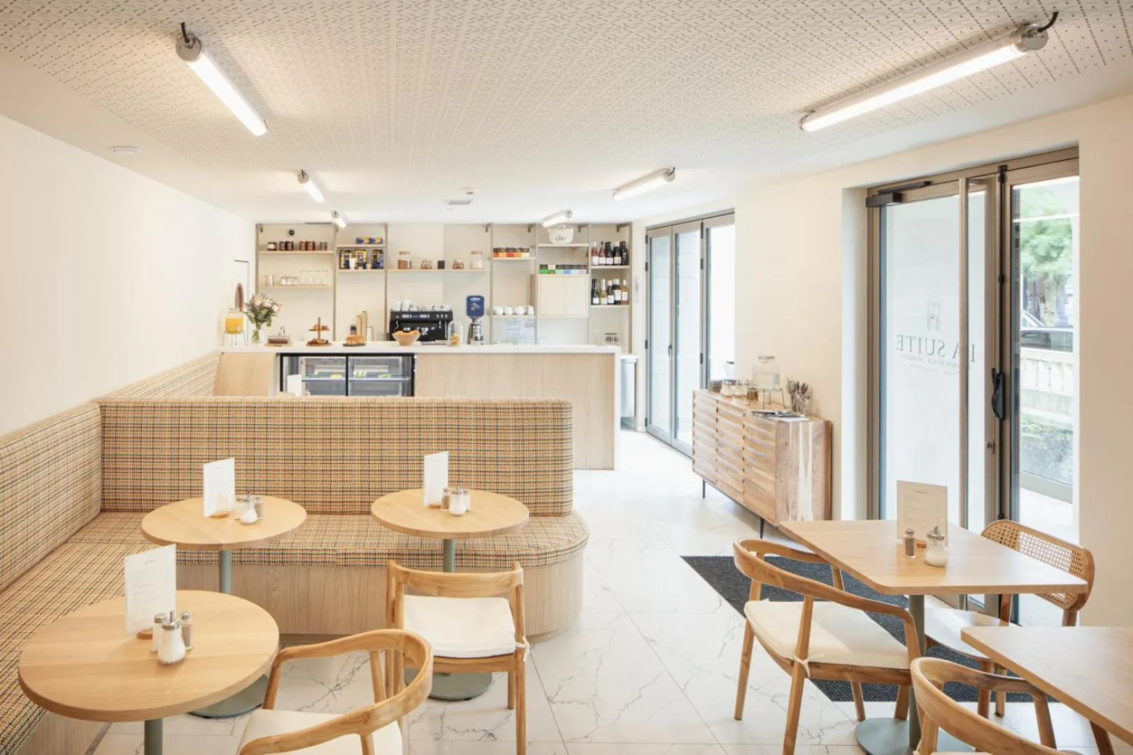 City view in Hôtel La Suite