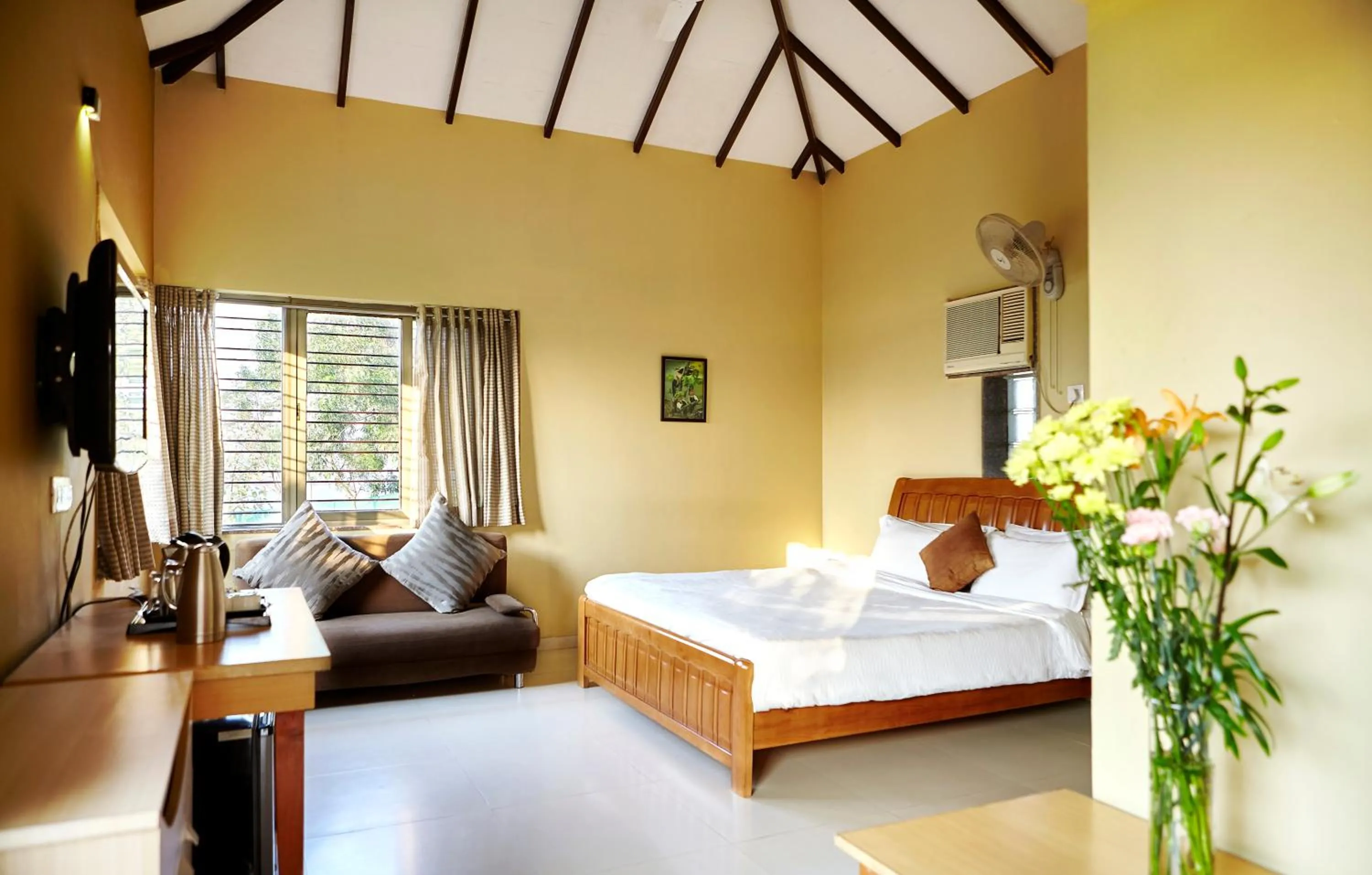 Photo of the whole room, Bed in Savana Lake Resort