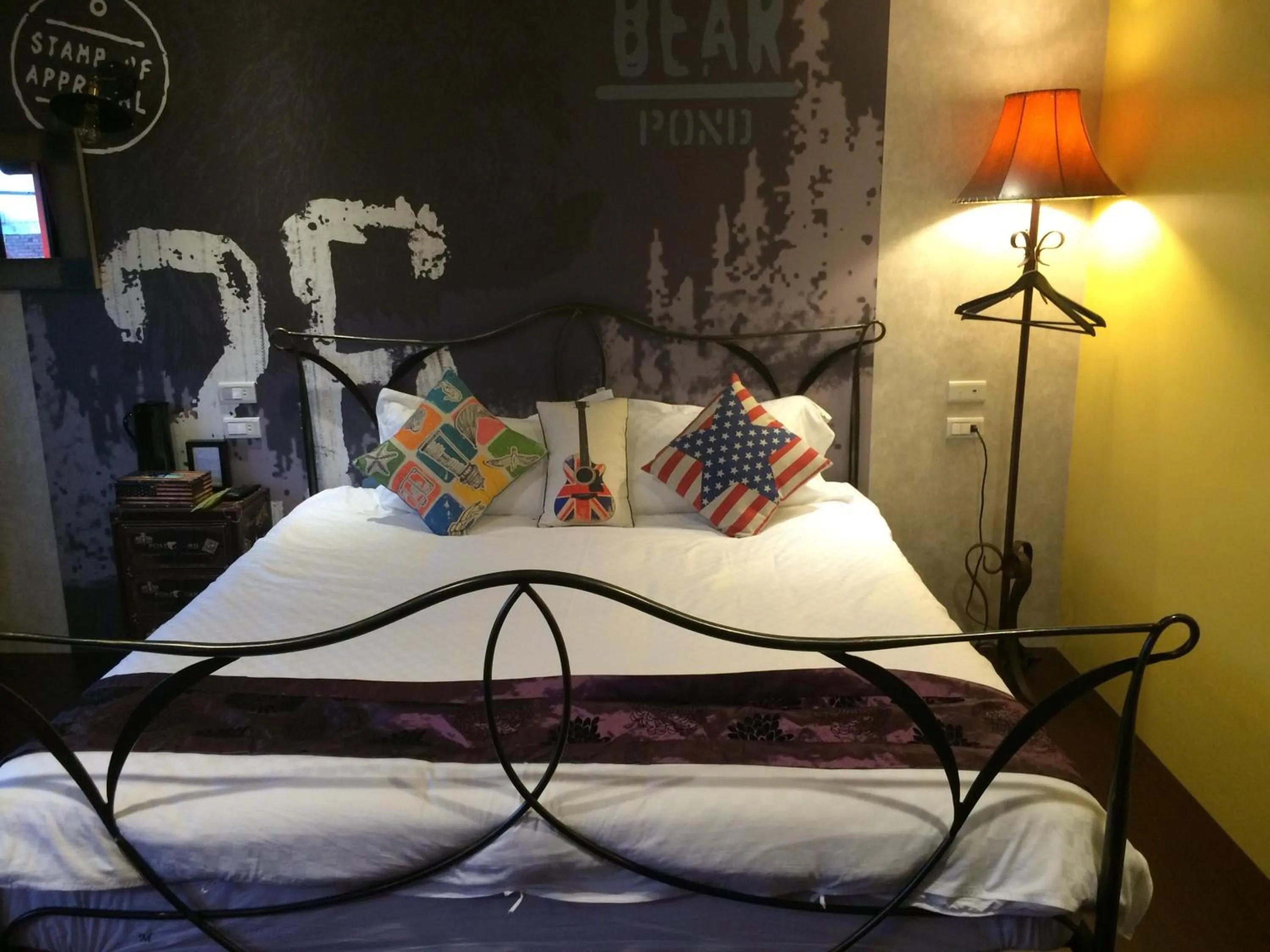 bunk bed, Bed in Mystery13