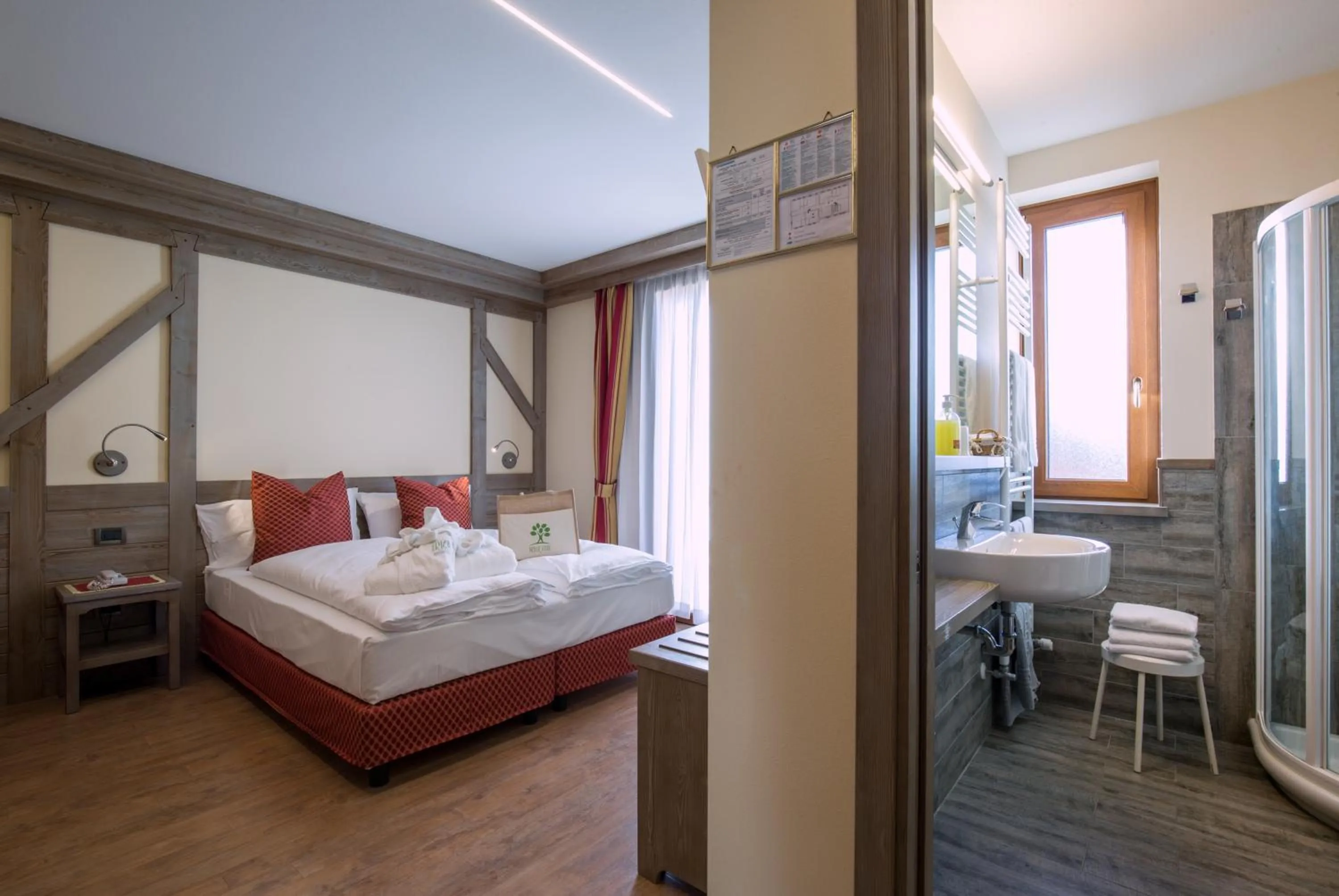 Balcony/Terrace, Bed in Relax Hotel Erica