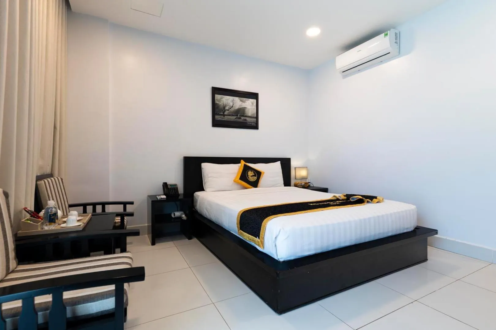 Bed in Hoang Long Hotel Phan Thiết