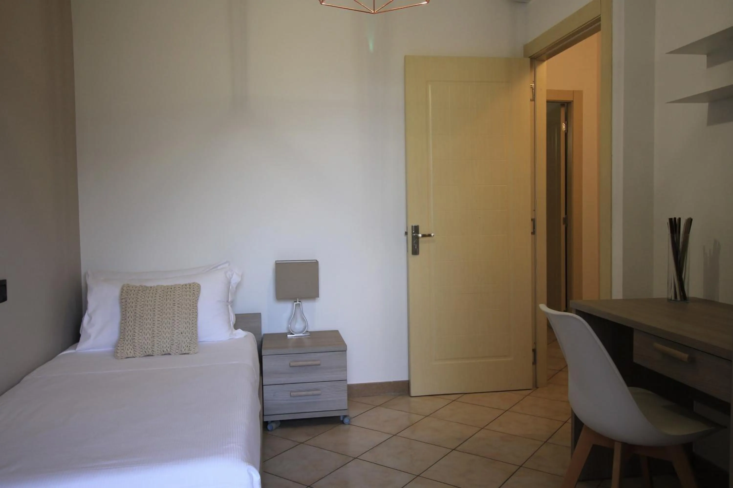 Bedroom, Bed in HQ Aparthotel Milano Inn - Smart Suites