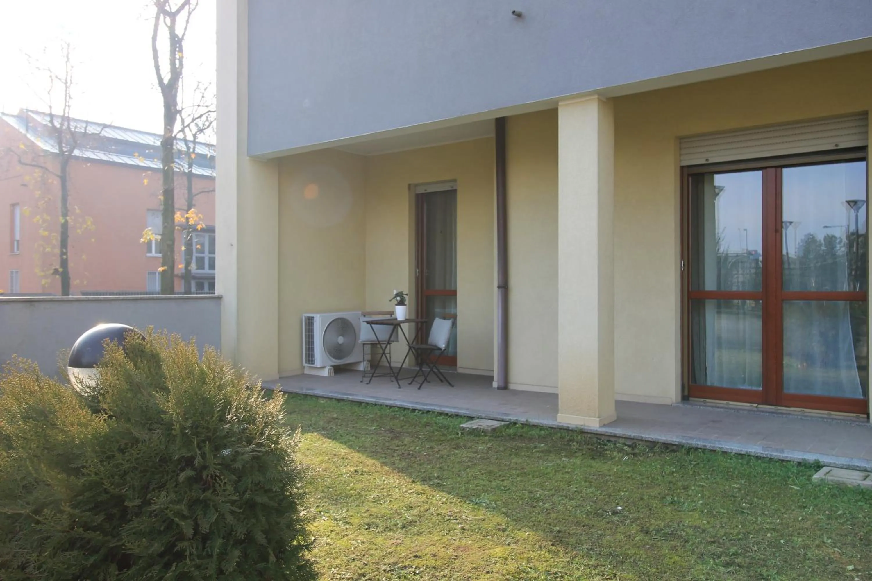 Garden in HQ Aparthotel Milano Inn - Smart Suites