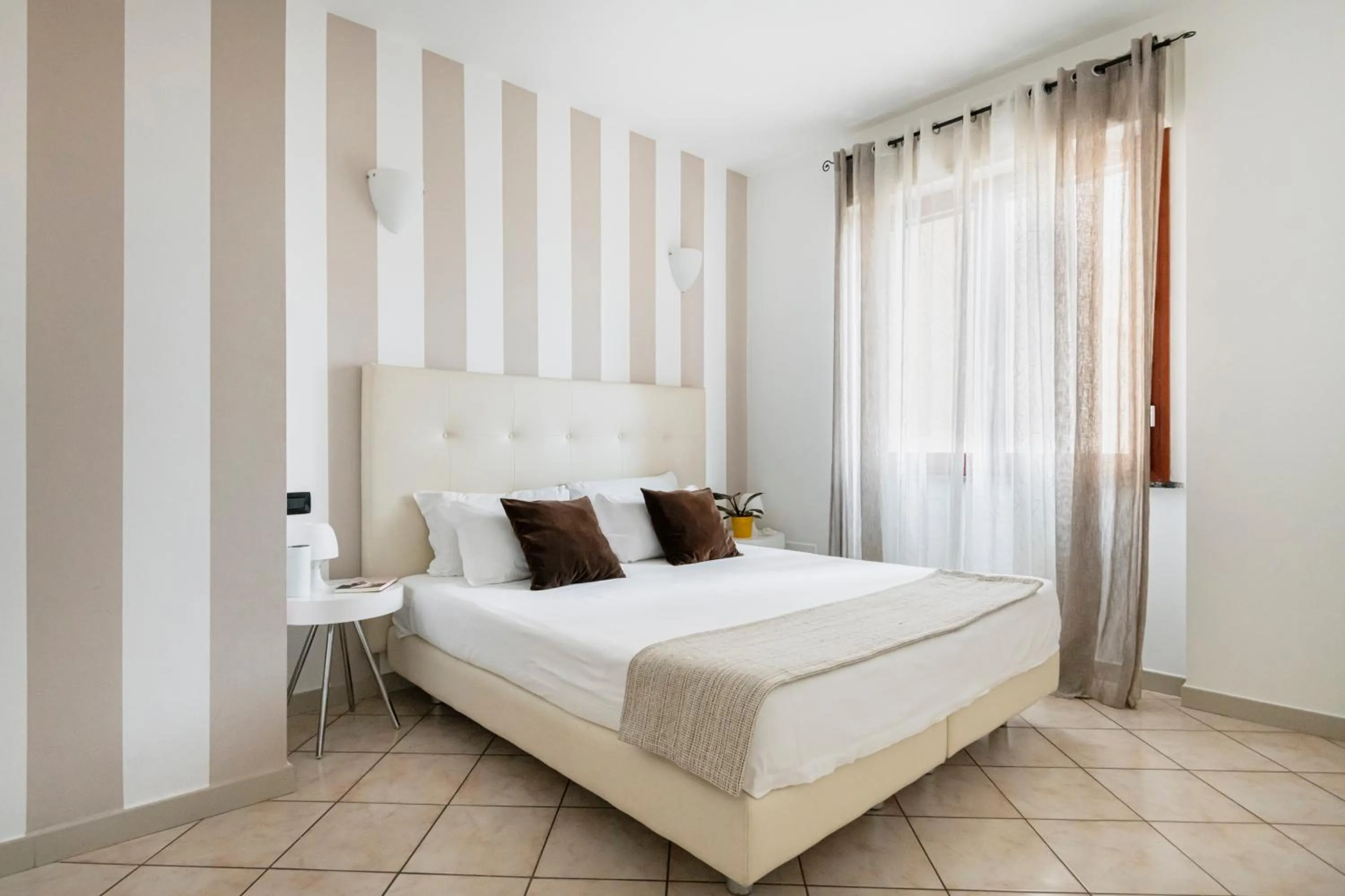 Bedroom, Bed in HQ Aparthotel Milano Inn - Smart Suites