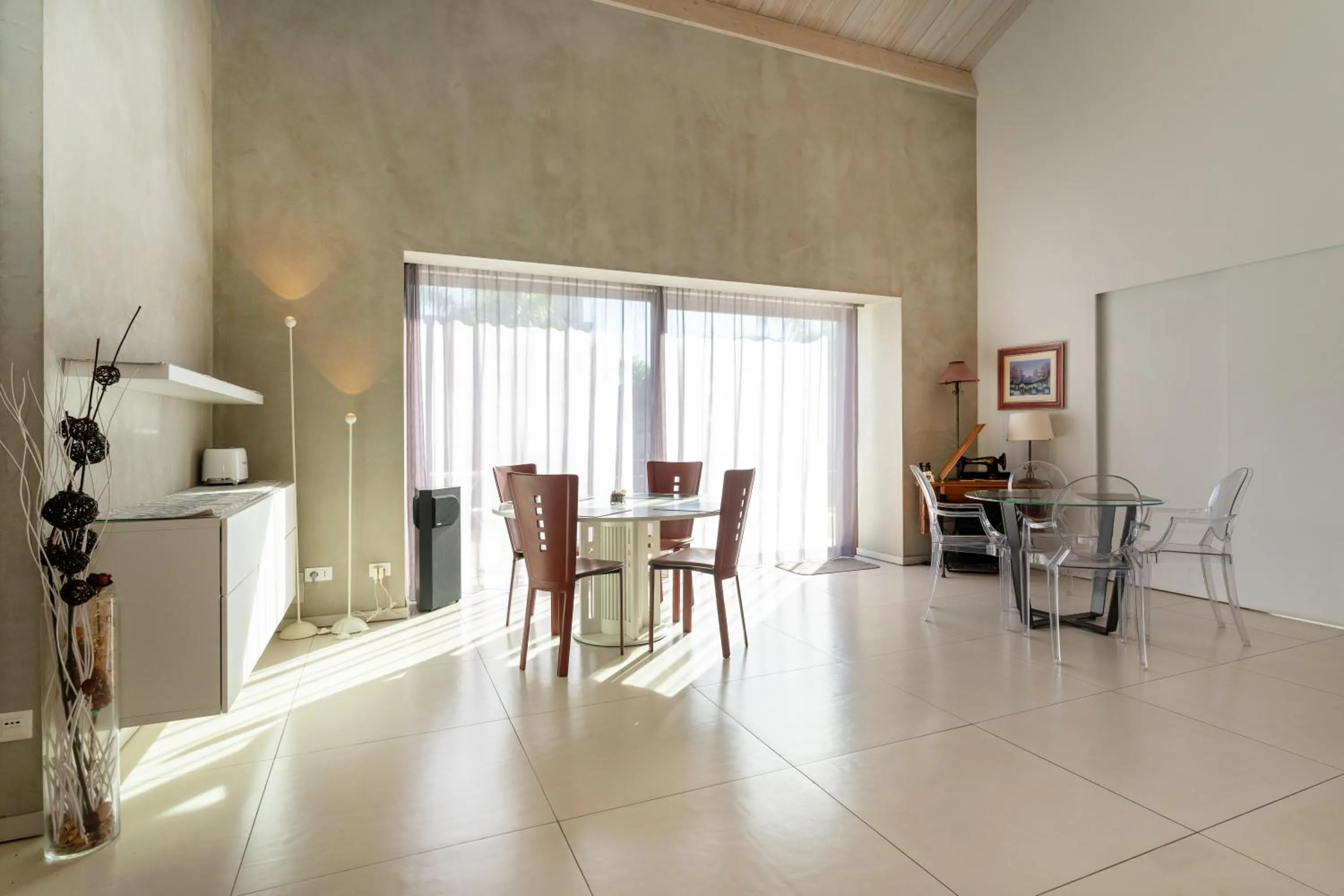 Seating area in Sciara Biscari B&B