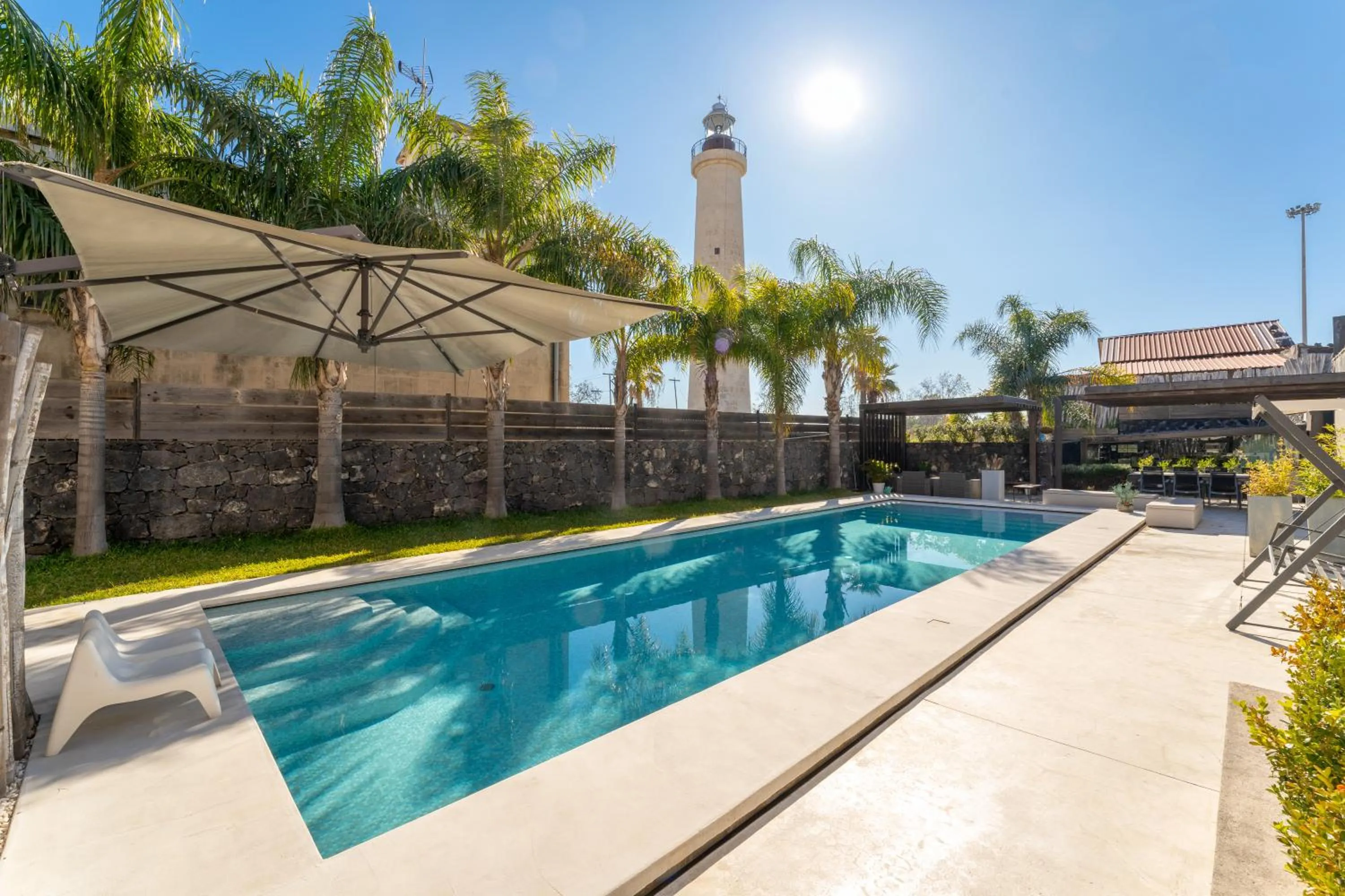 Pool view in Sciara Biscari B&B