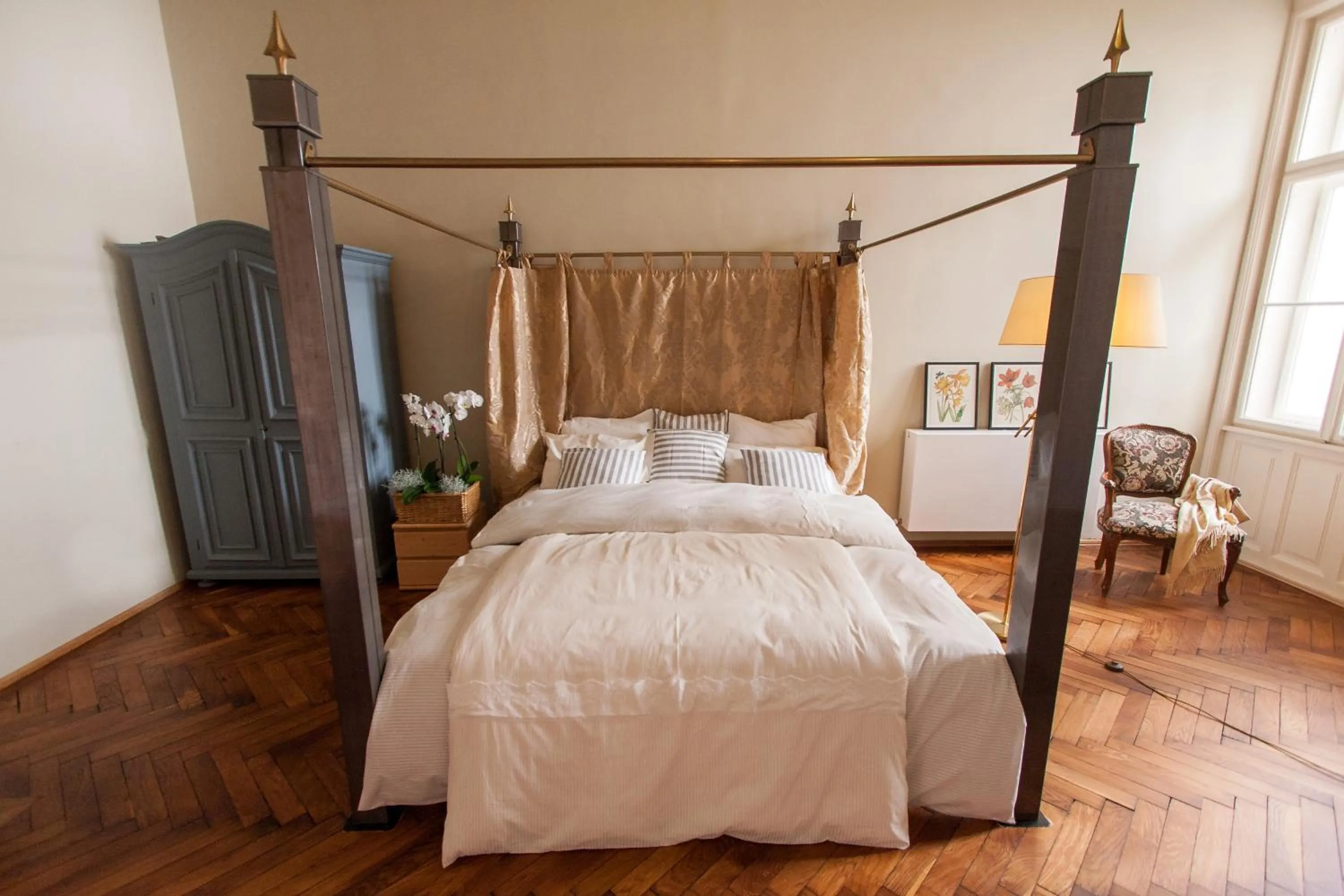 Bed in Camino Home