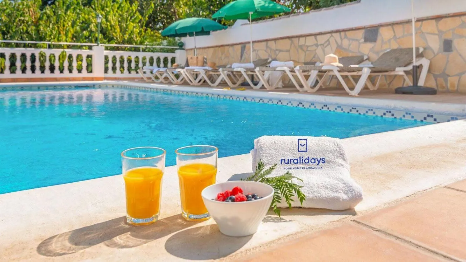Villa Cañadu Nerja by Ruralidays