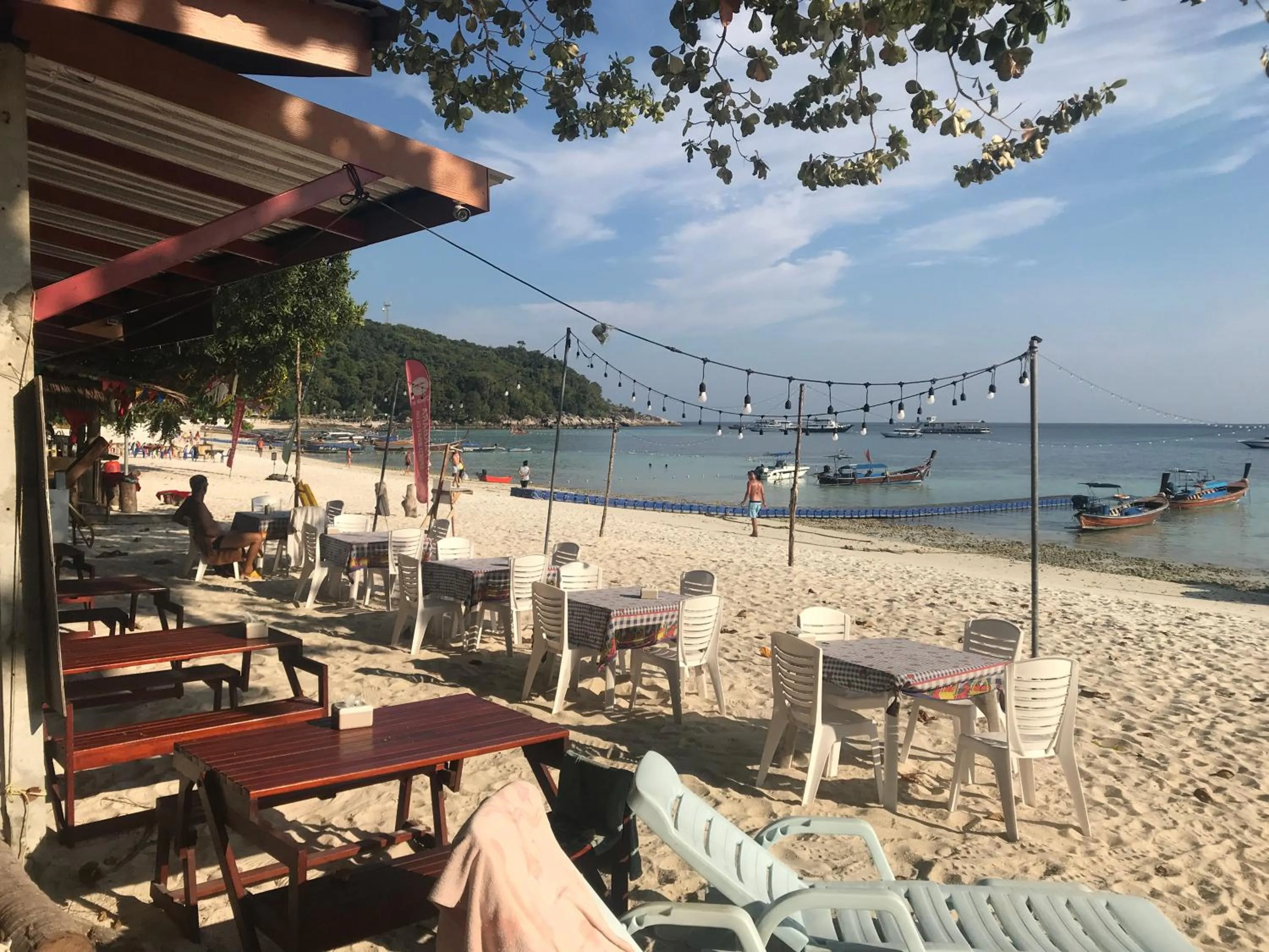 Restaurant/places to eat in Family Song Koh Lipe