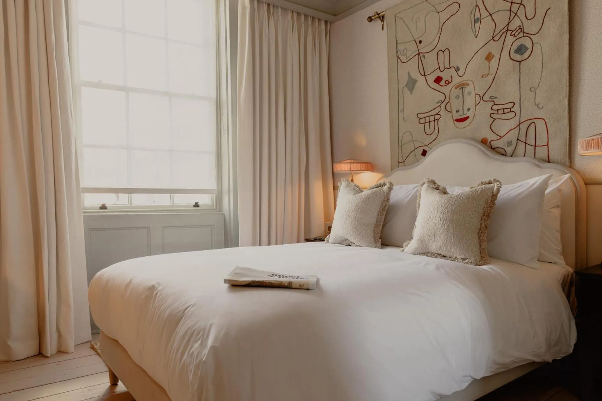 Bedroom, Bed in No.124 by GuestHouse, Brighton