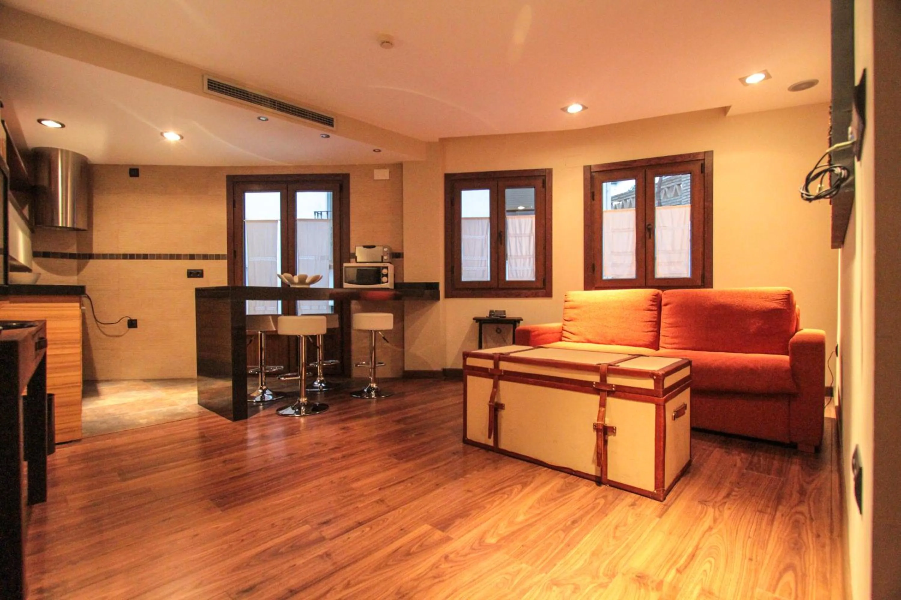 Kitchen or kitchenette in Apartamentos Turísticos Aguas de Viznar