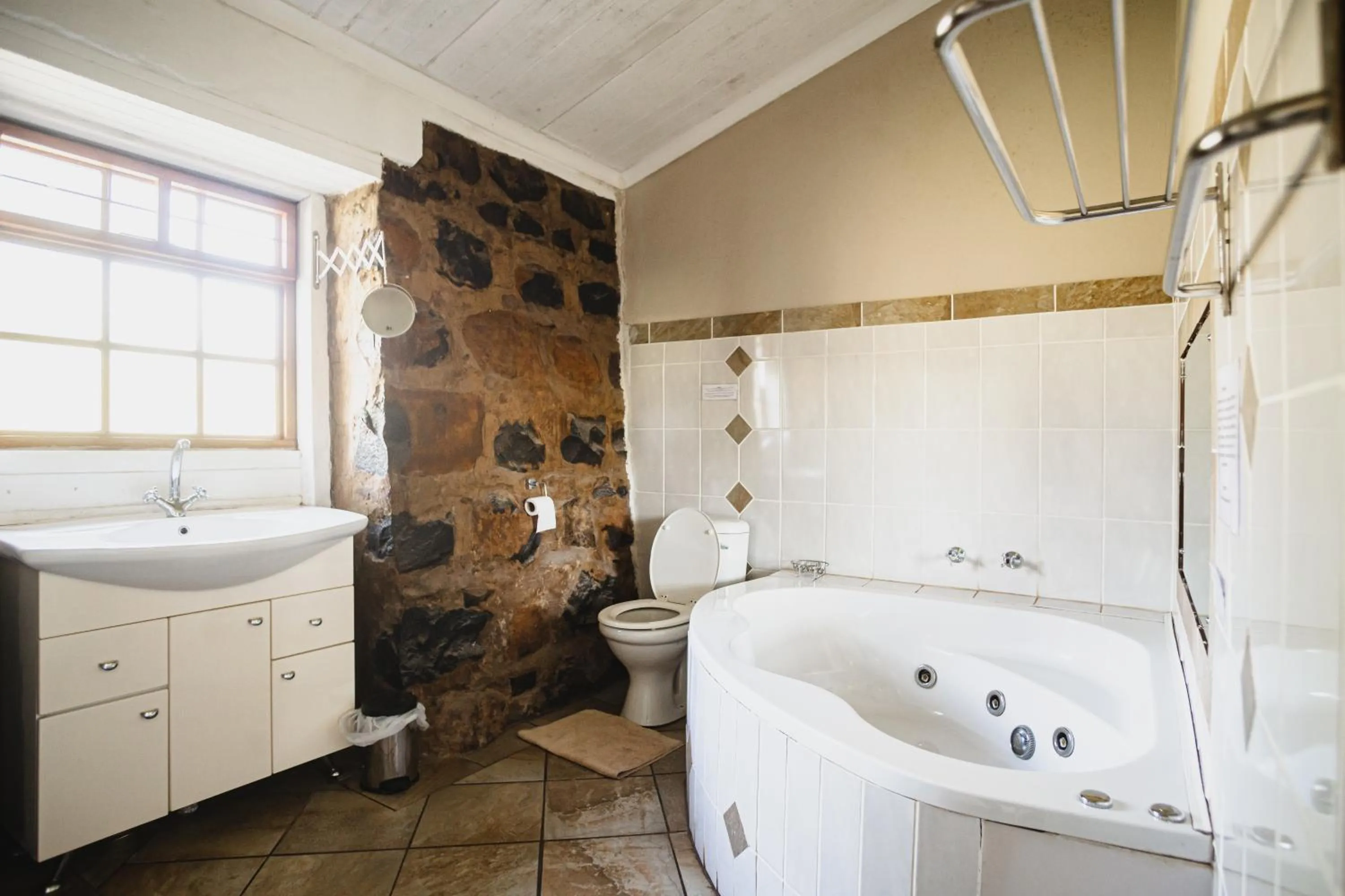 Toilet in Ardmore Guest Farm