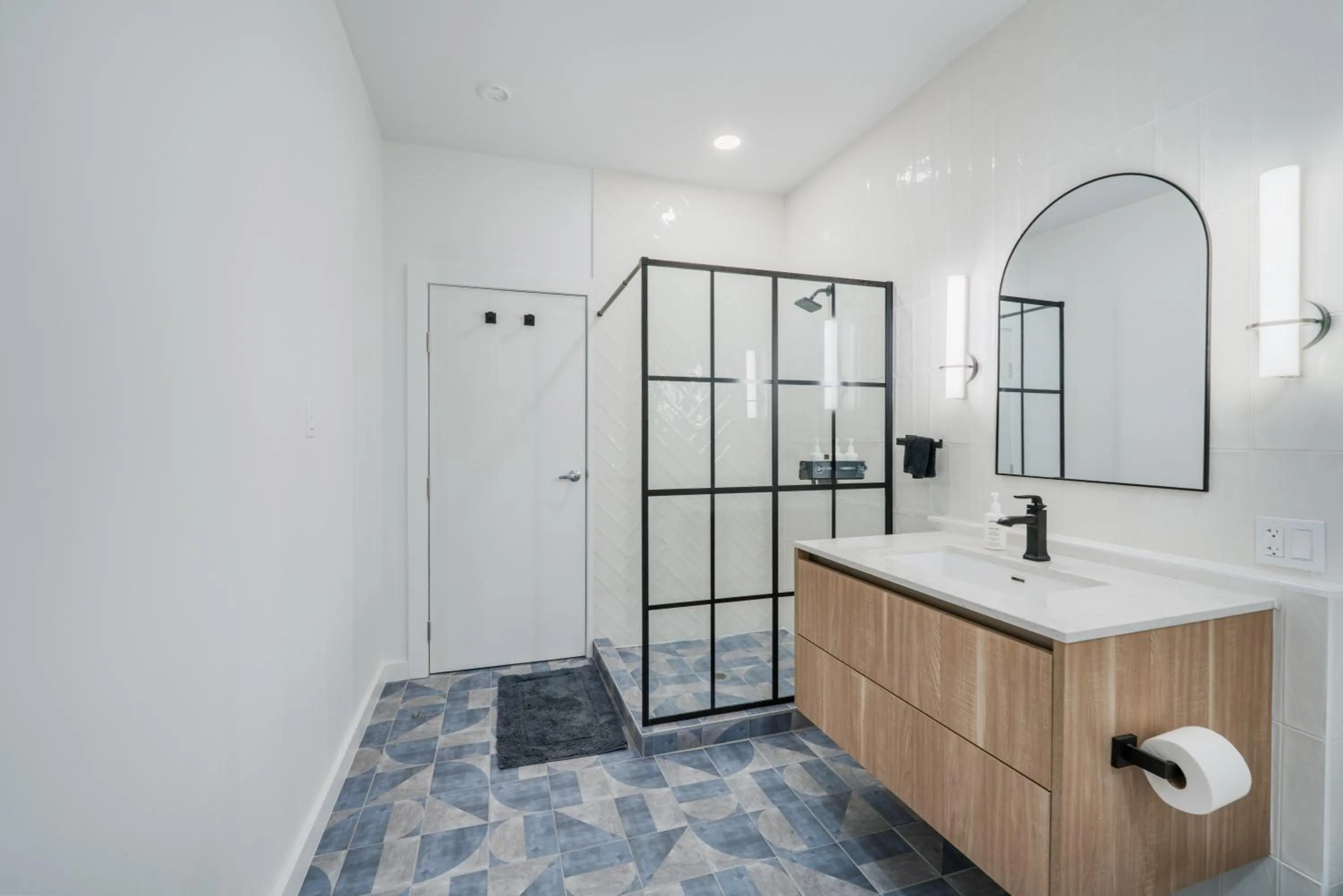 Shower in Cobalt Coast Resort