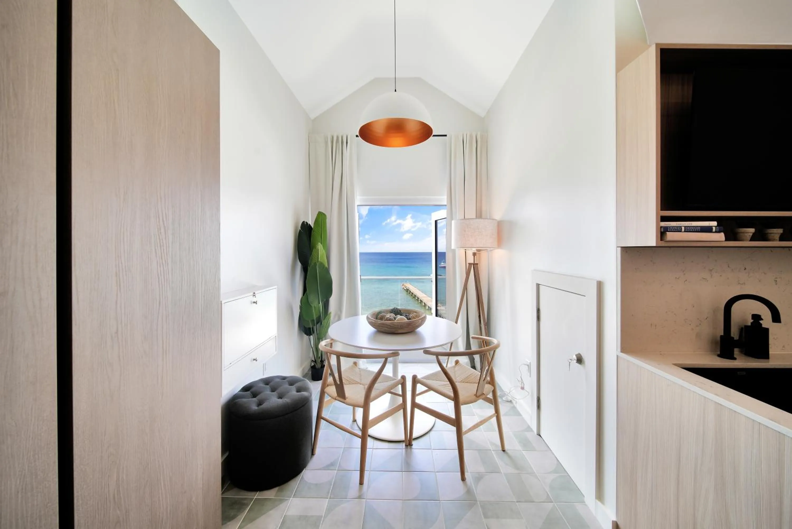 Dining area in Cobalt Coast Resort